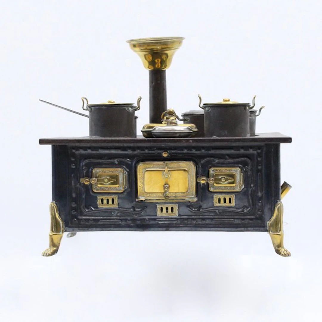 Märklin - Toy kitchen Kinder fornuis met orignele pannen