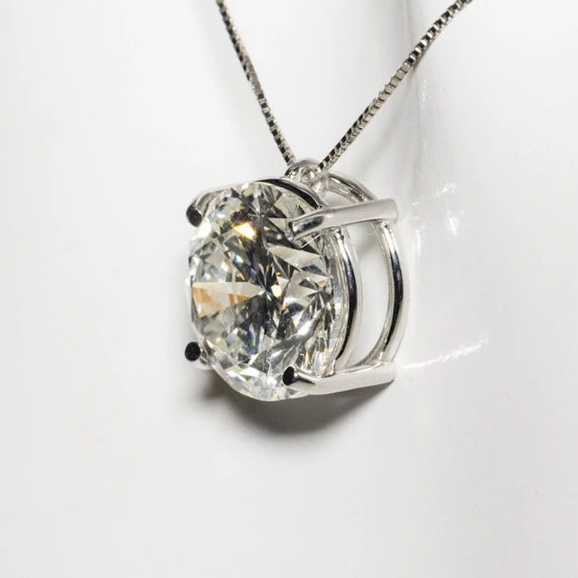 No reserve price - Necklace with pendant - 18 kt