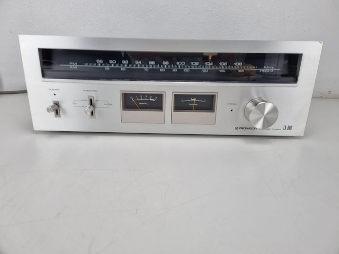 Pioneer - TX-606 Tuner