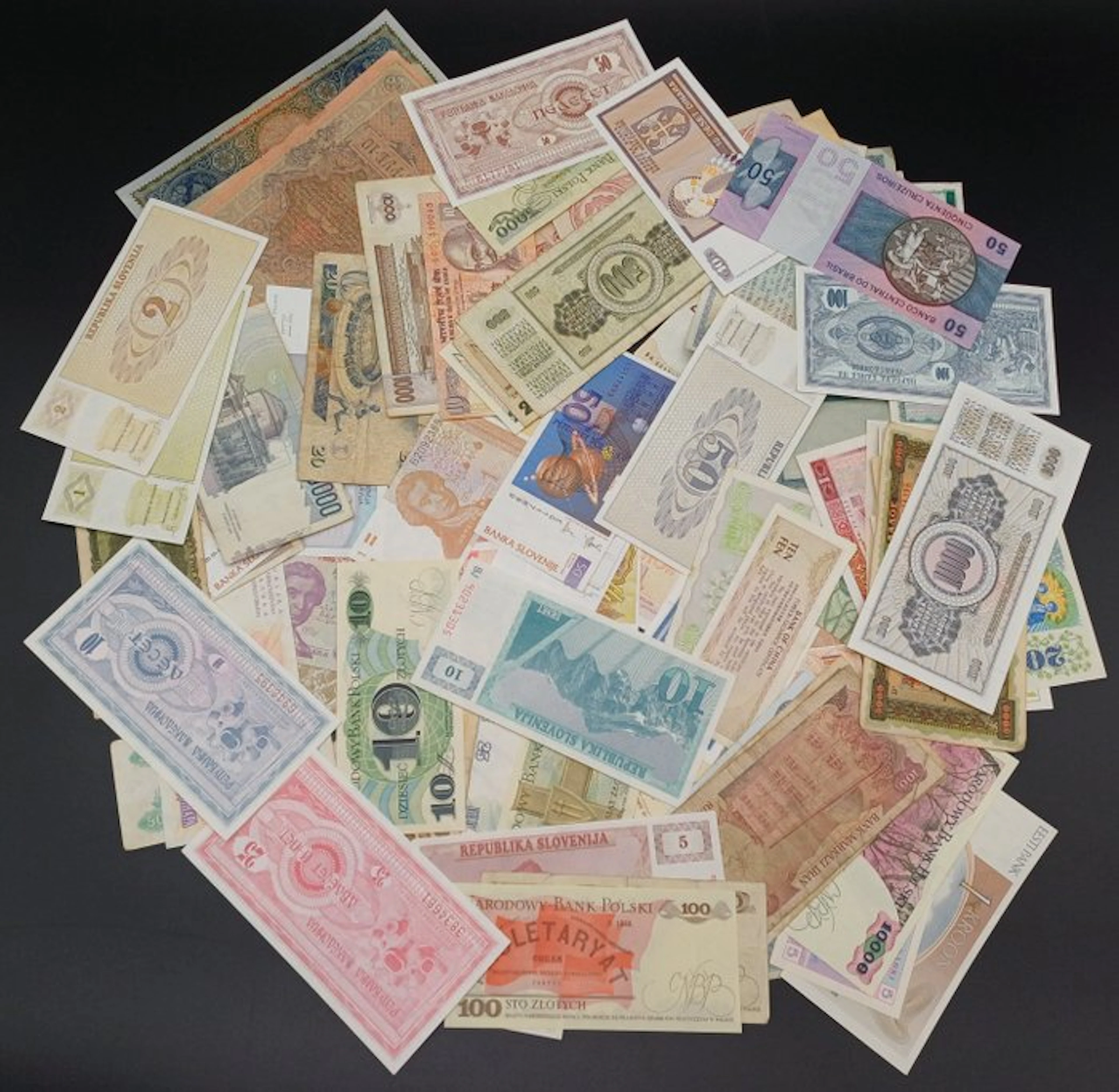 World. - 112 Banknotes - Various Dates (No reserve price)