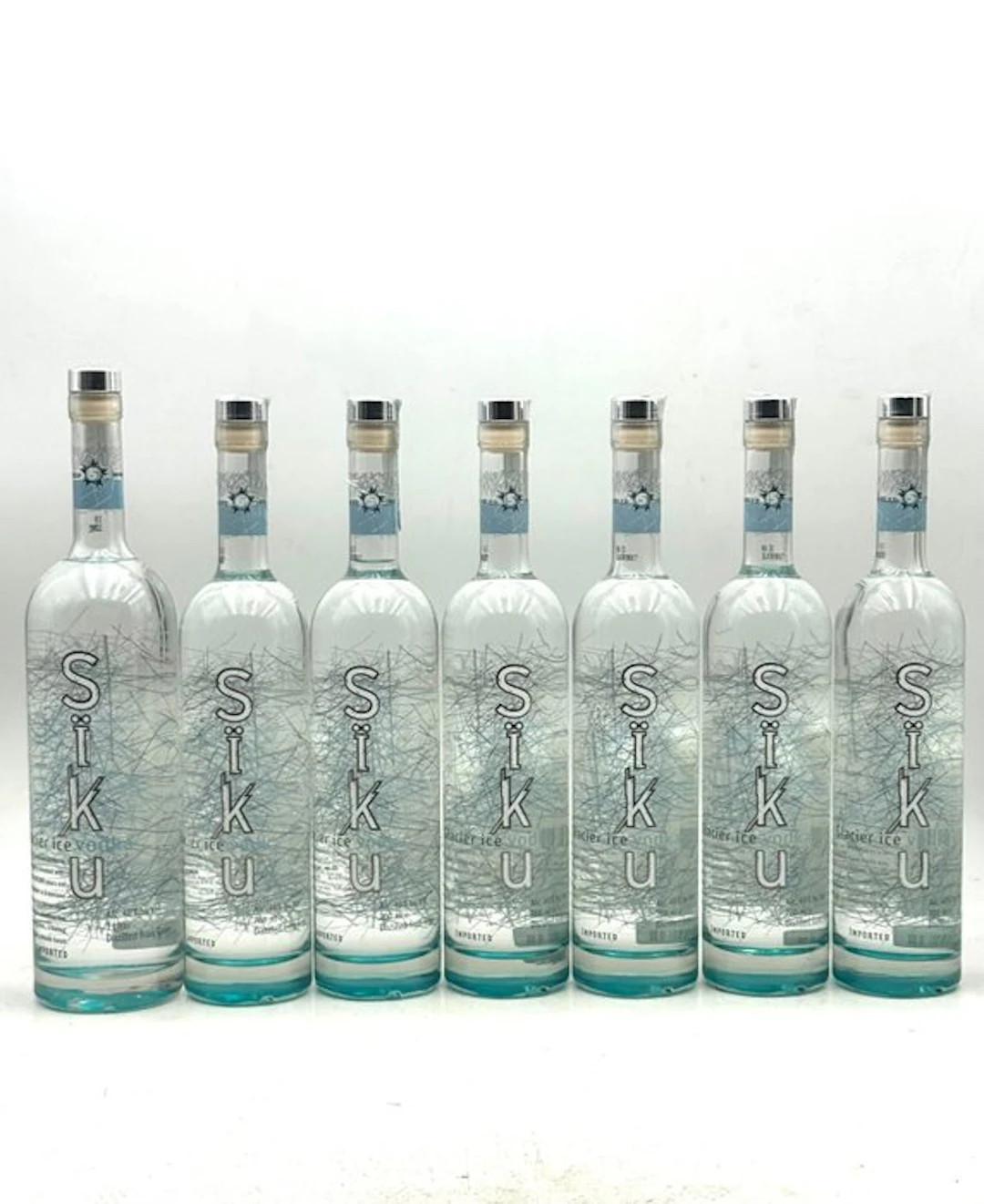 Ice Cap - Vodka Siku - b. 2000s - 70cl, 100cl - 7 bottles