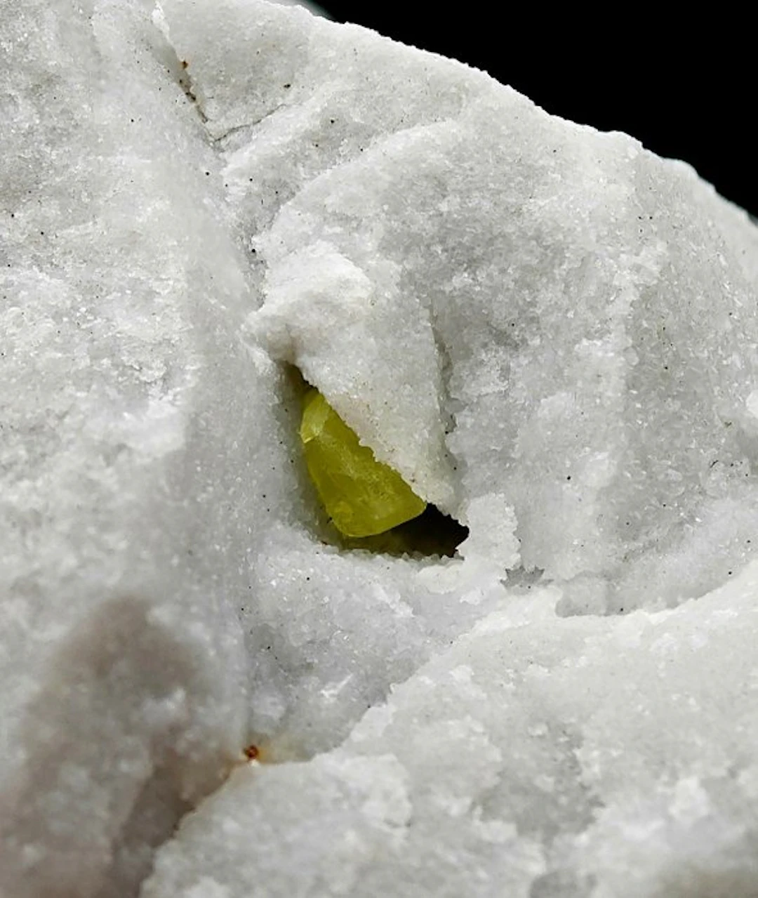RAREST YELLOW SULFUR on Carrara marble
