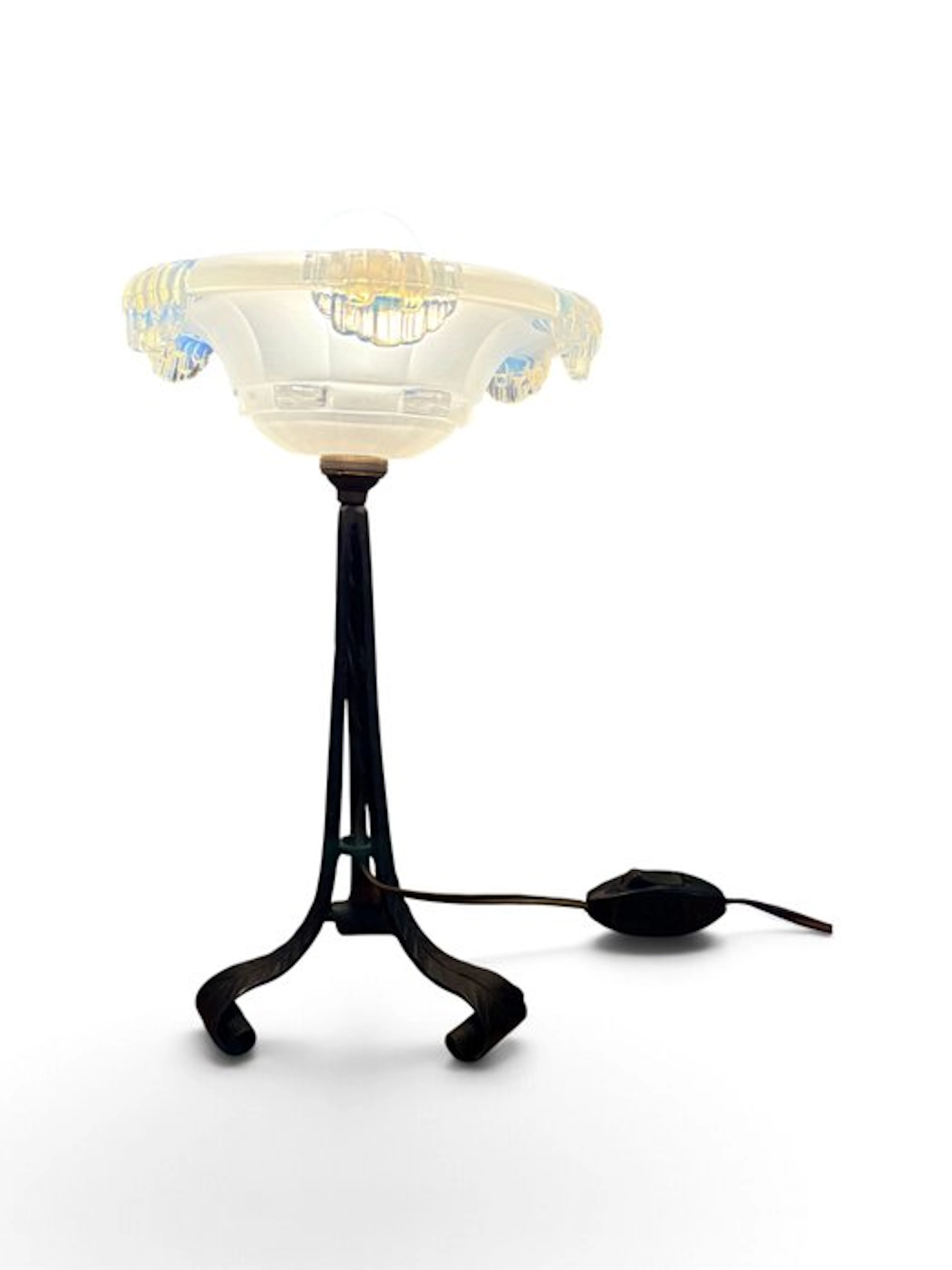 Table lamp - Opaline glass, Wrought iron - Art Deco style Ezan washbasin lamp