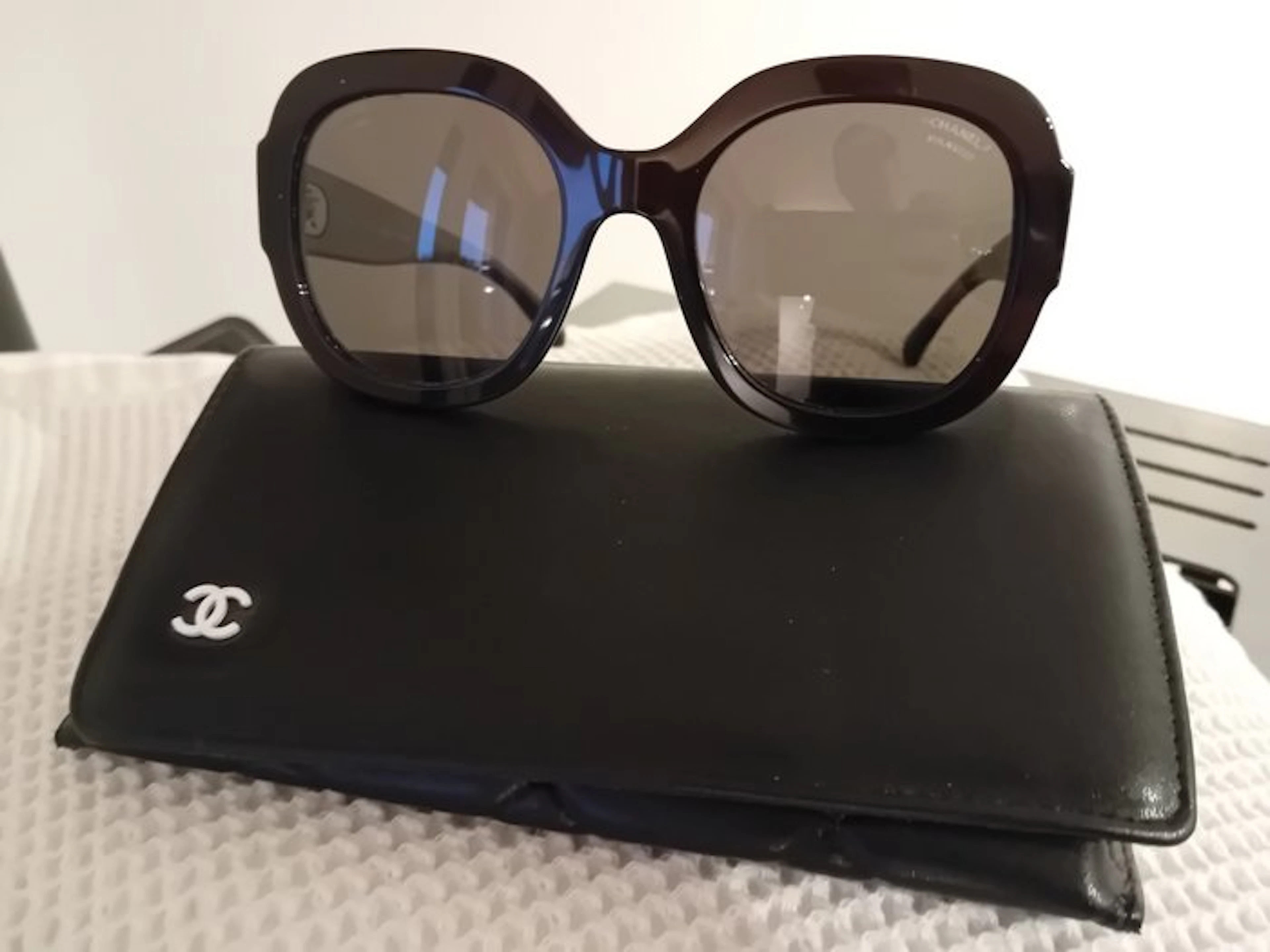 Chanel - Sunglasses