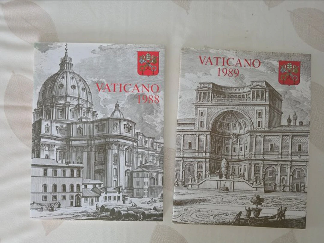 Vatican City 1988/1989 - Complete Vatican yearbooks