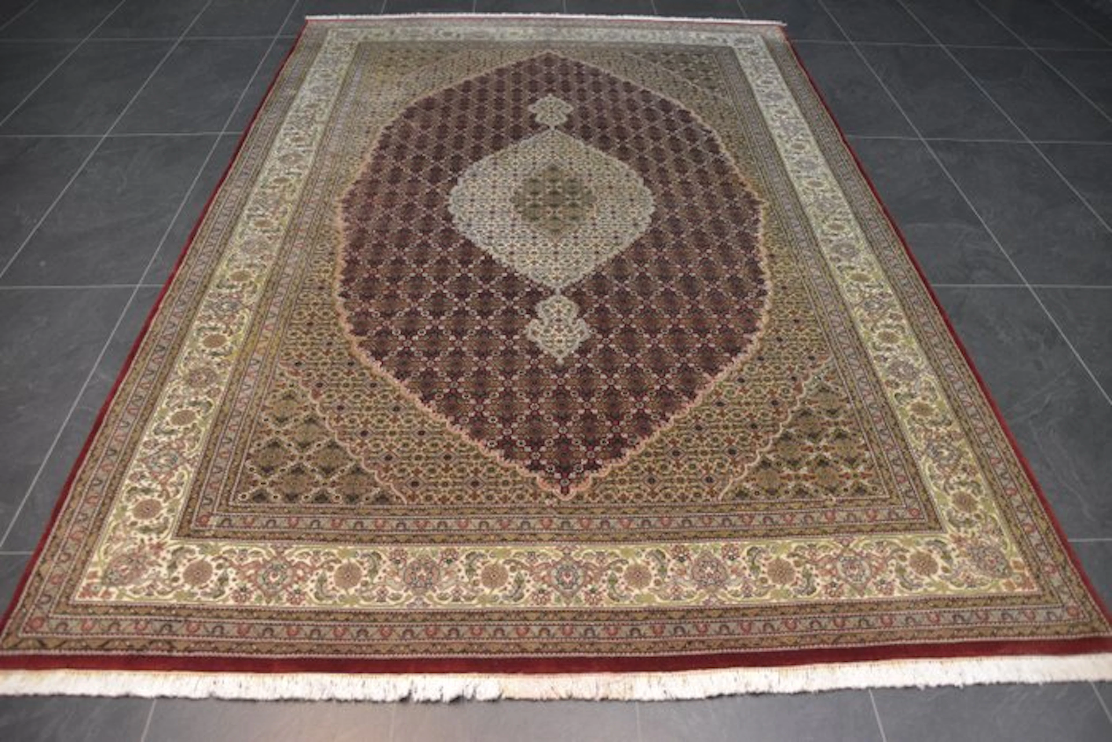 Tabriz Mahi - Carpet - 300 cm - 200 cm