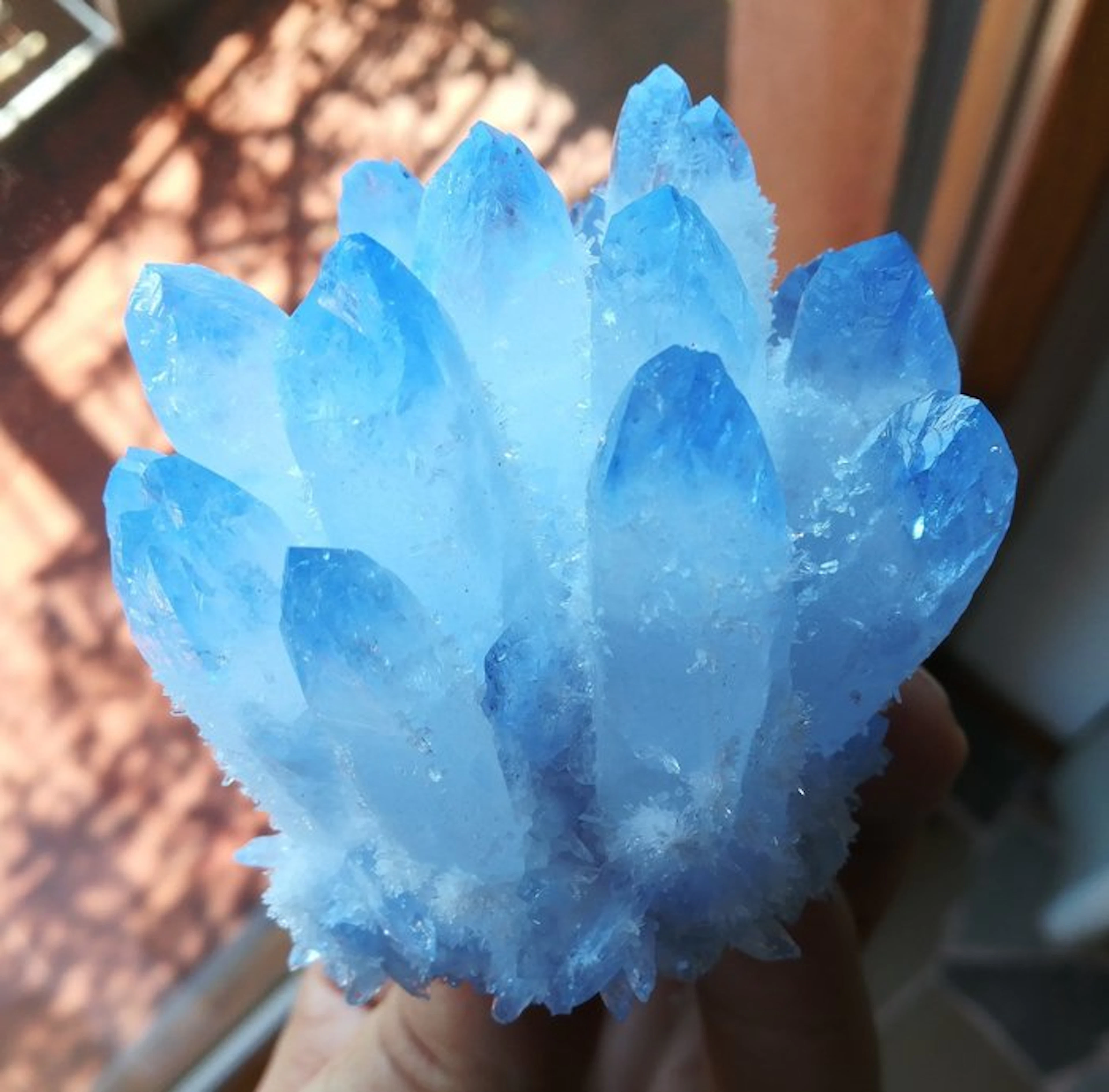 Light Blue Quartz Crystal cluster - Height: 7 cm - Width: 7 cm- 253 g
