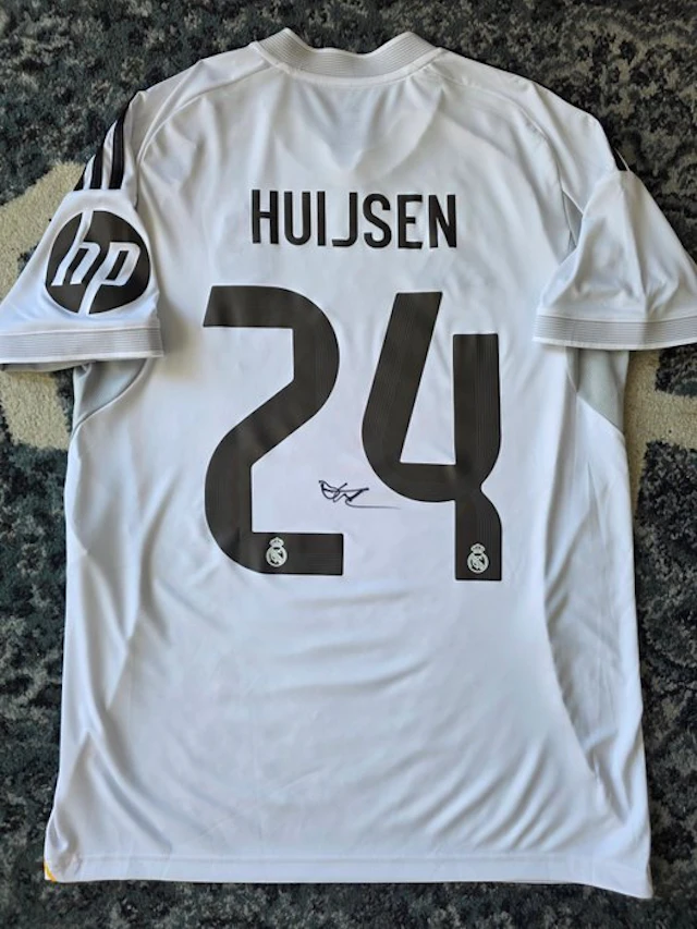 Real Madrid - Dean Huijsen - Football shirt