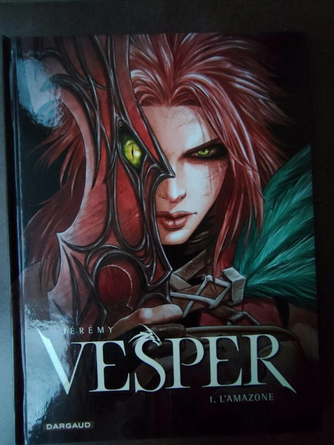 Vesper T1 + carte + timbre de la Nation - C - 1 Album - Limited edition - 2021