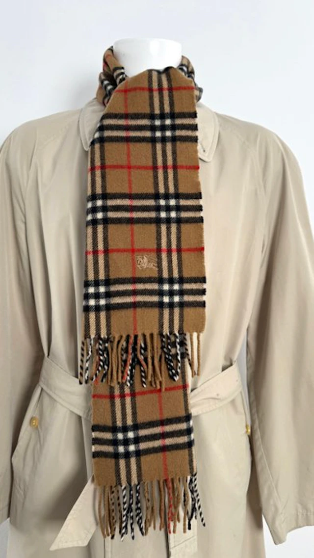 Burberry - Scarf