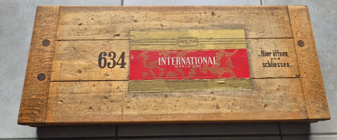 Karl Hart Mannheim - Mold (2) Industrial design - Cigar Moulds