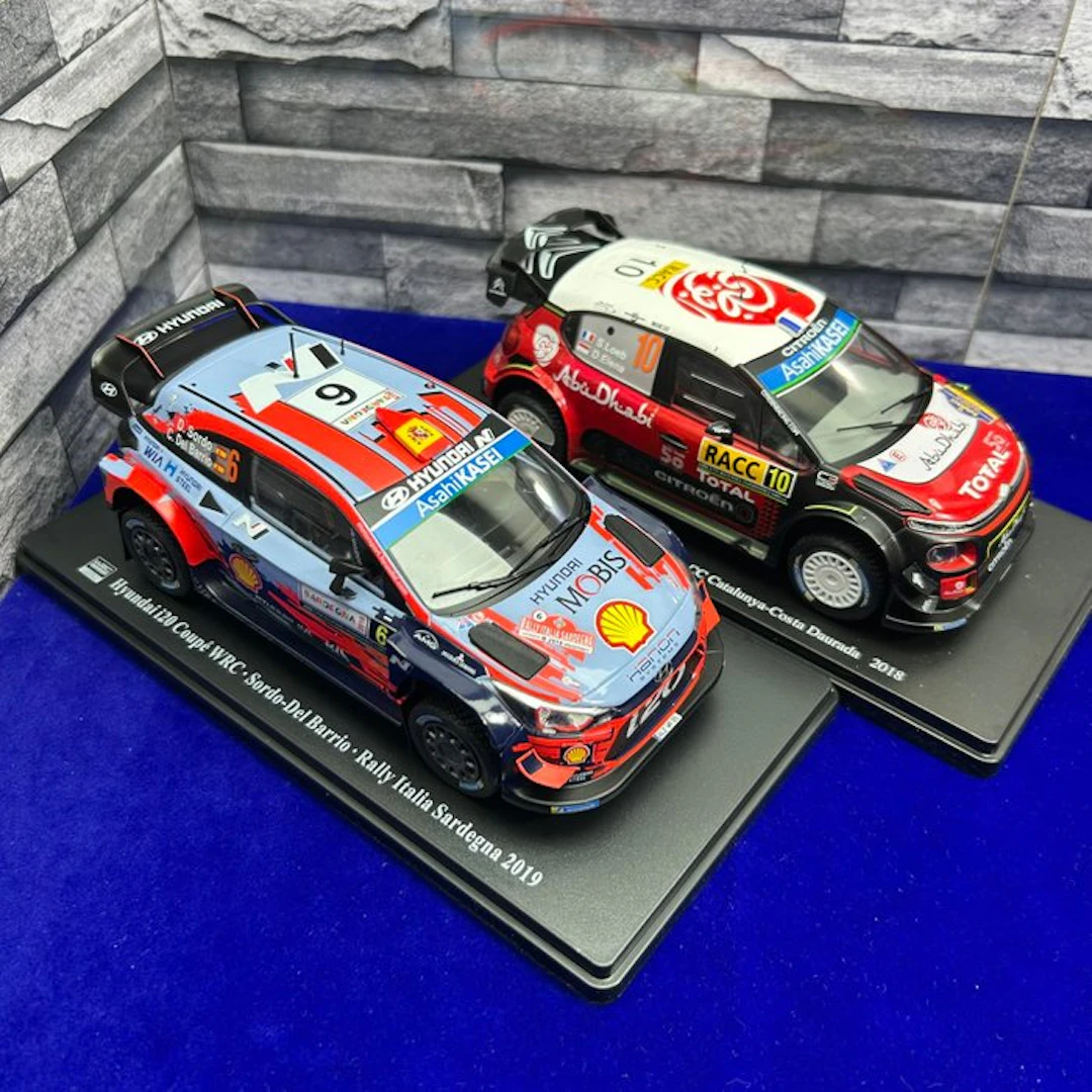 IXO 1:24 - Model race car - Lotto 2 modellini 1:24 - IXO...