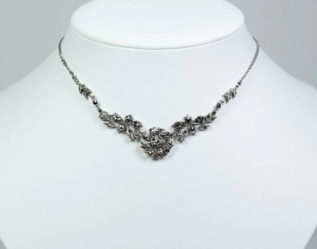 - 835 silver - Markasite - Necklace with pendant