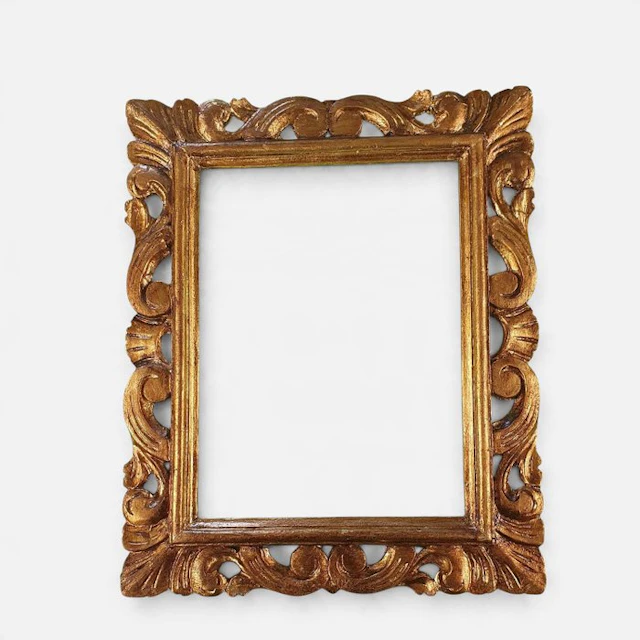 Frame - Wood - Gilt pierced lozenges