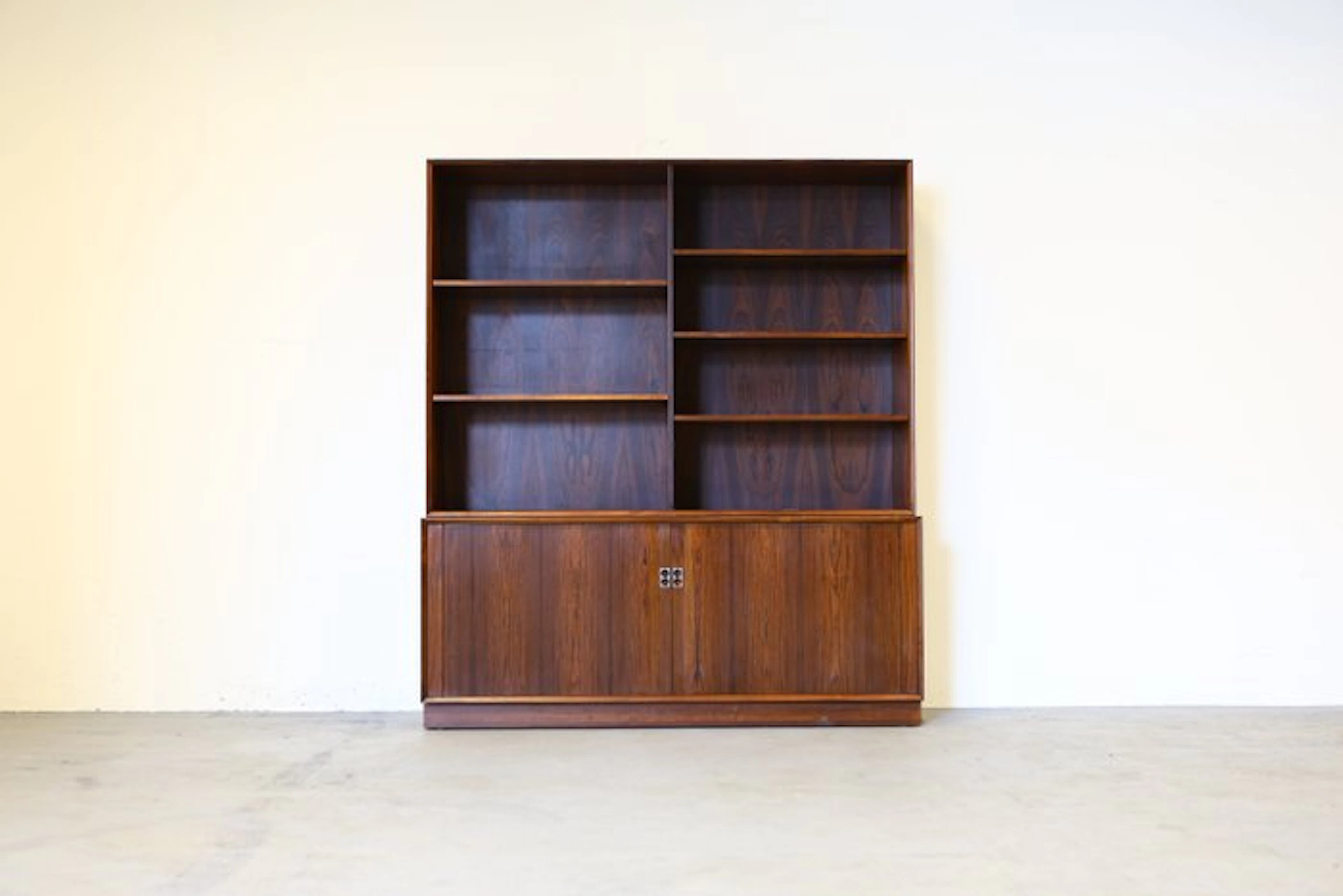 Sibast Furniture - Arne Vodder - Cupboard - 200 series...