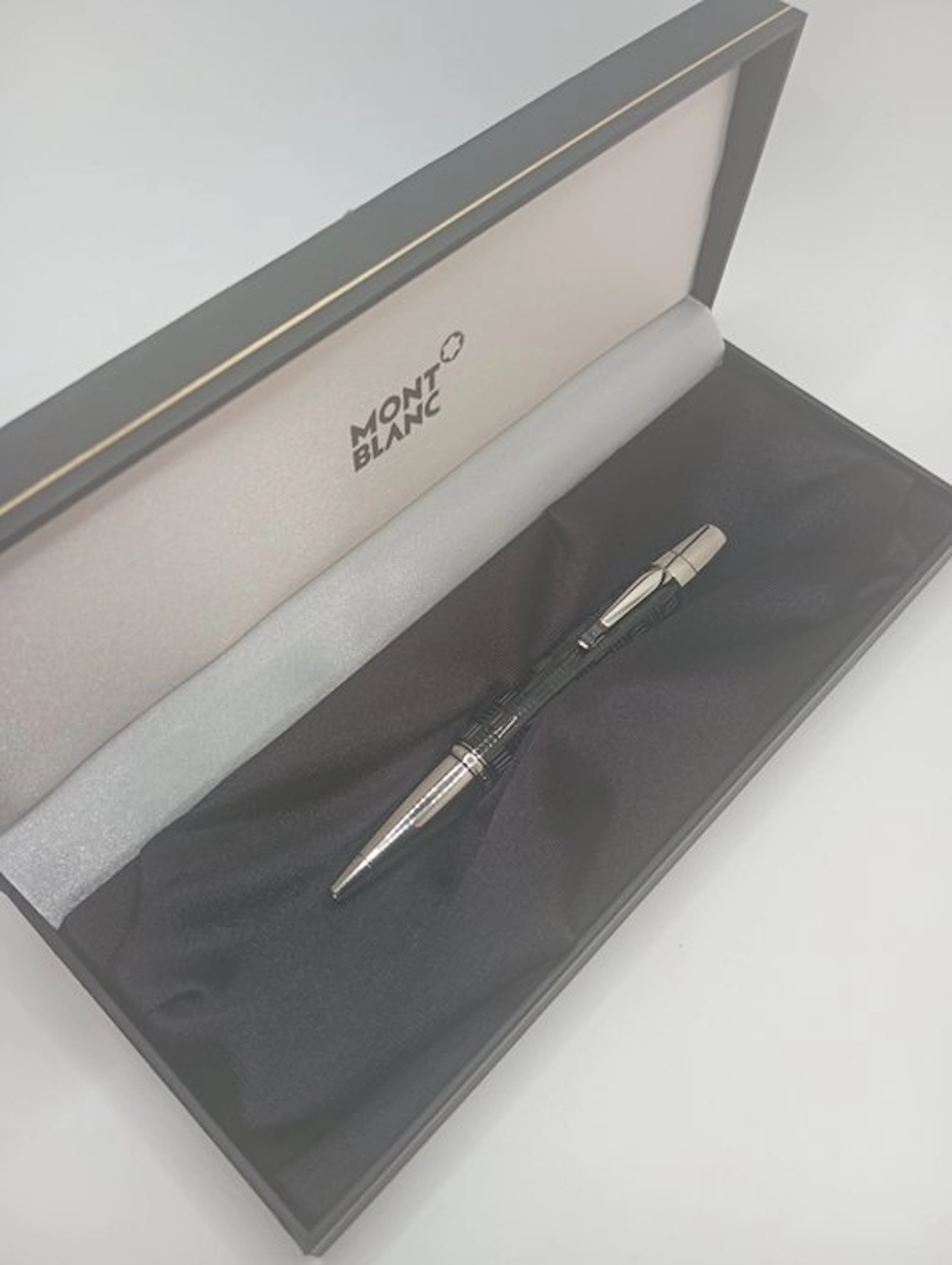 Montblanc - Boheme Doué platinum-plated - Pen