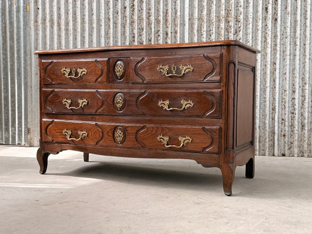 Chest of drawers - Commode