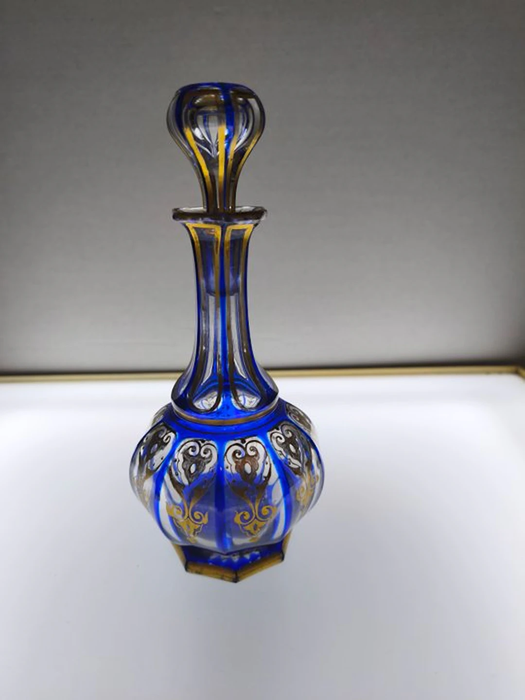 Baccarat - Perfume flask - Cobalt Blue Empire, 19th Century - Crystal
