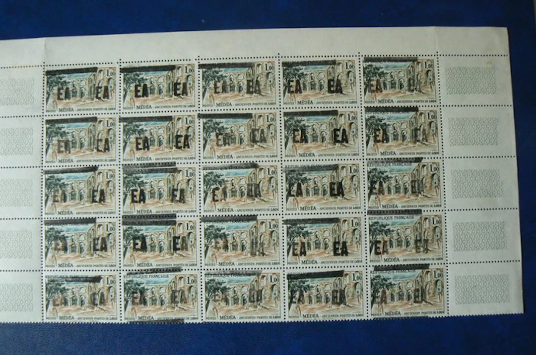France - Rare sheet of 25 stamps overprinted E.A. (Algerian State).