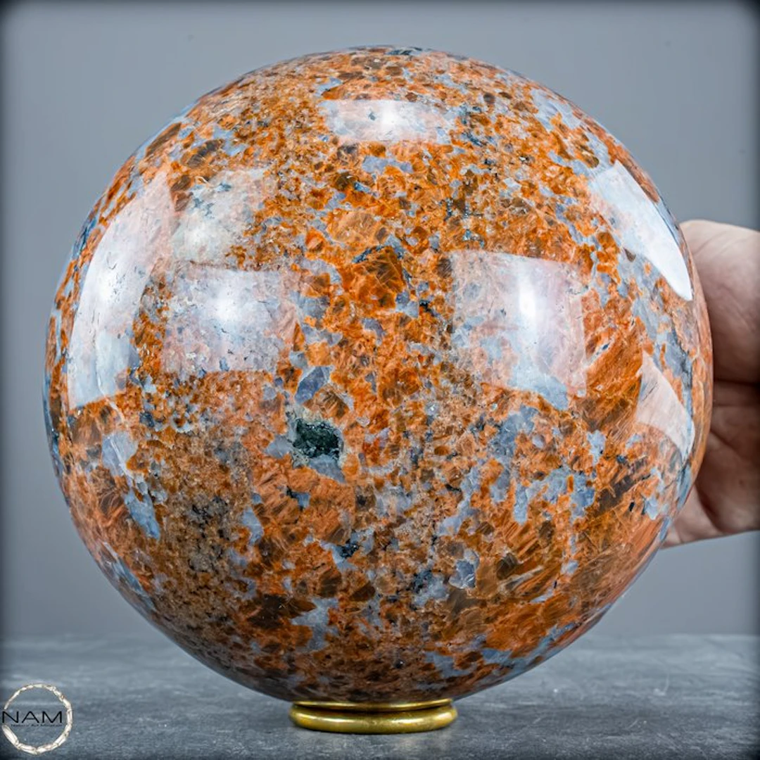 Exclusive Epidot Sphere – Fascinating natural structures...