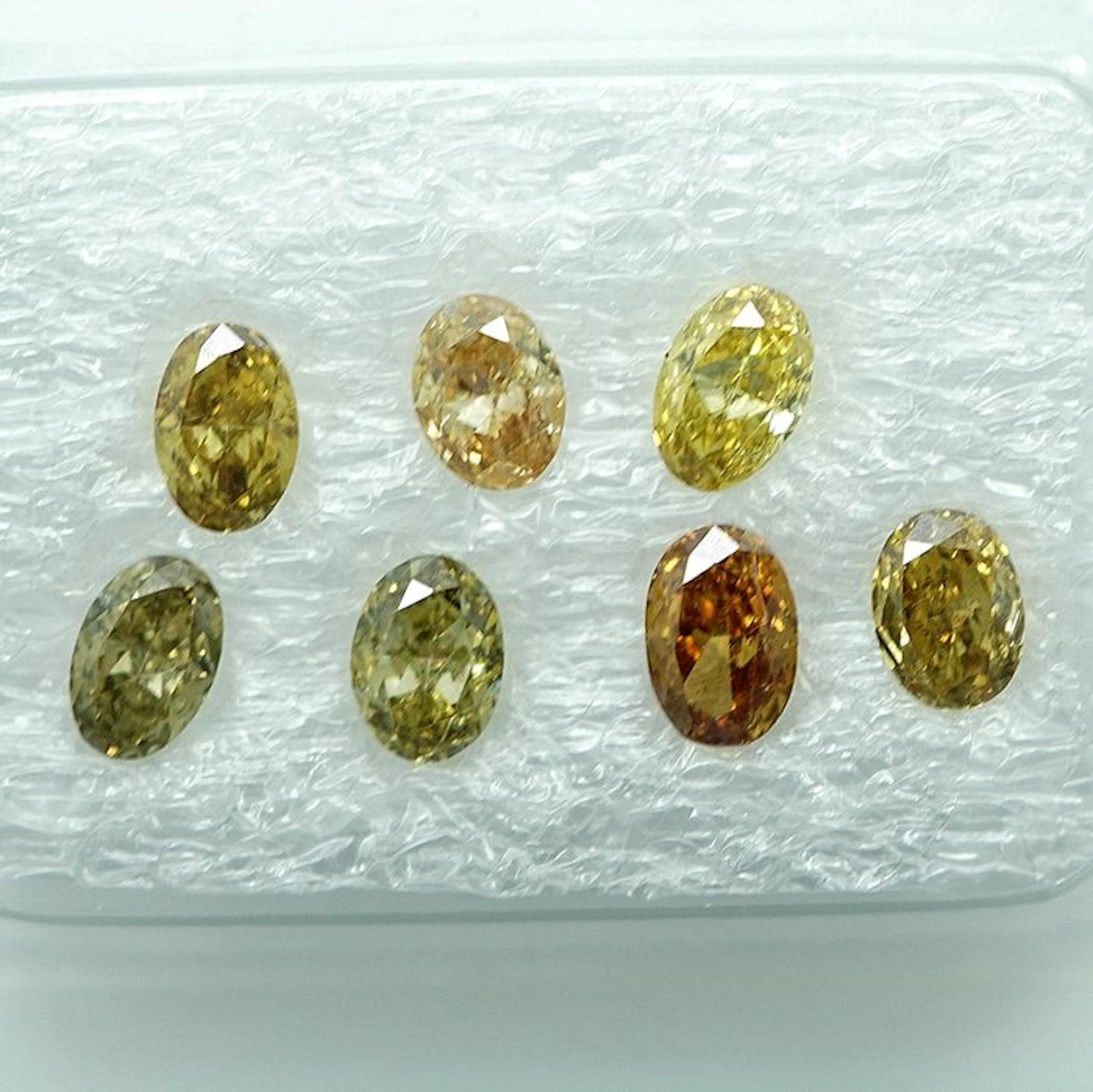 7 pcs Diamond (Natural) - 1.11 ct - VS1, I1 - Gem Report Antwerp (GRA)