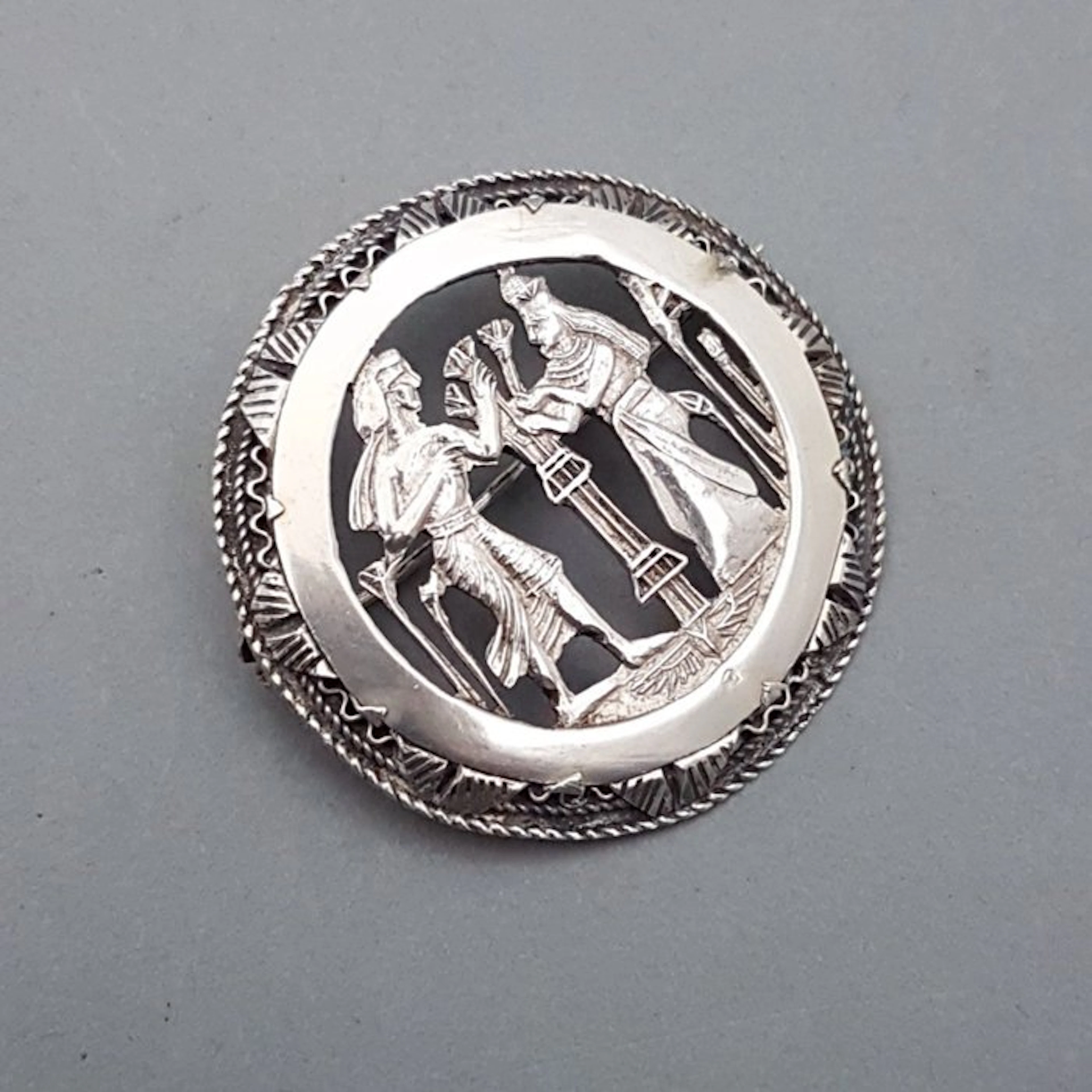 Silver, "Egyptian Revival" Art Deco - Brooch