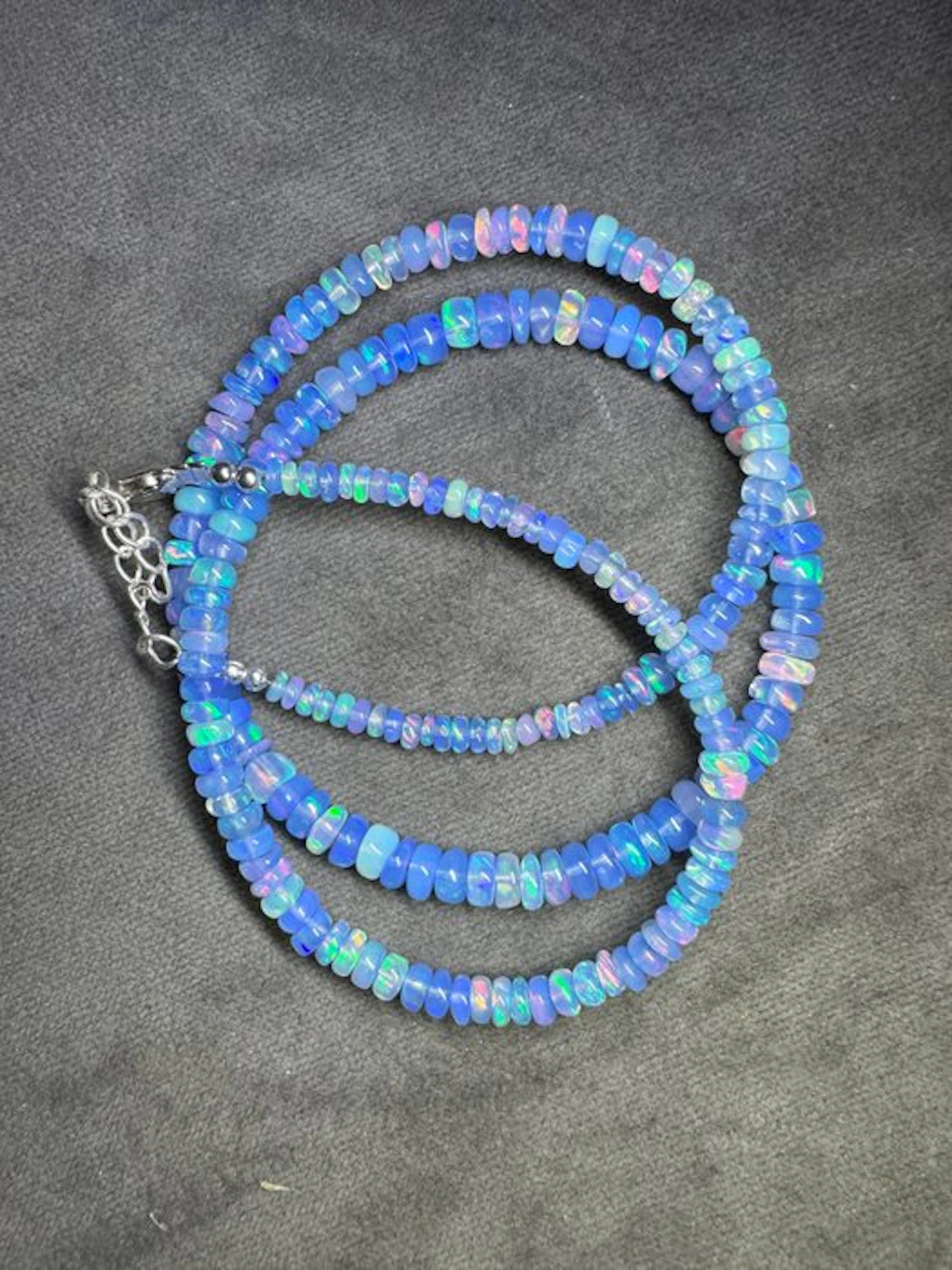 Ethiopian blue opal necklace with 925 silver. 40.65 carats Jewellery- 8.13 g
