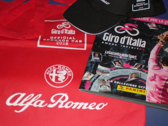 sticker album 'Giro d'Italia 2018' + official Alfa Romeo...
