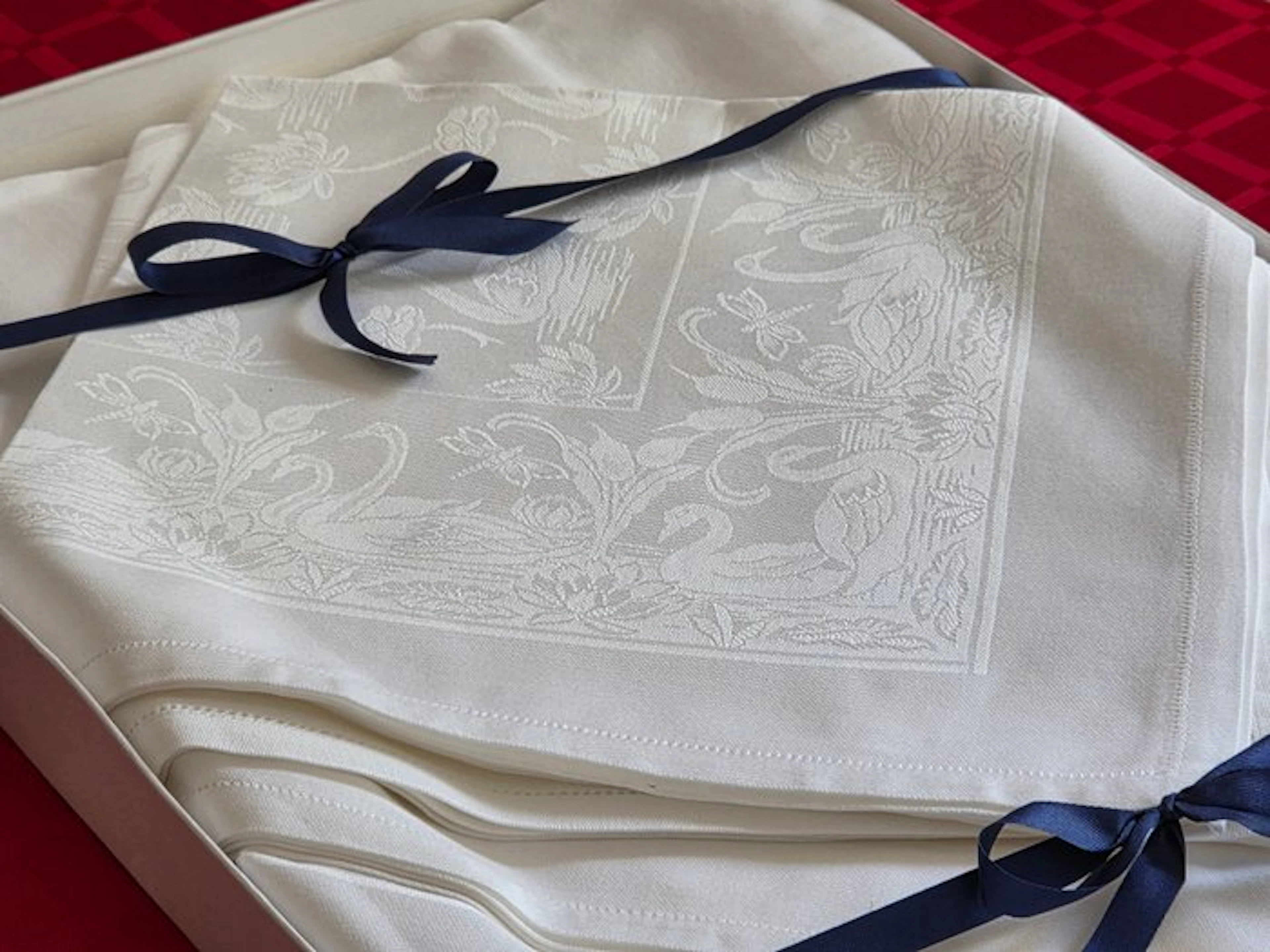 Tablecloth (13) - 244 cm - 140 cm