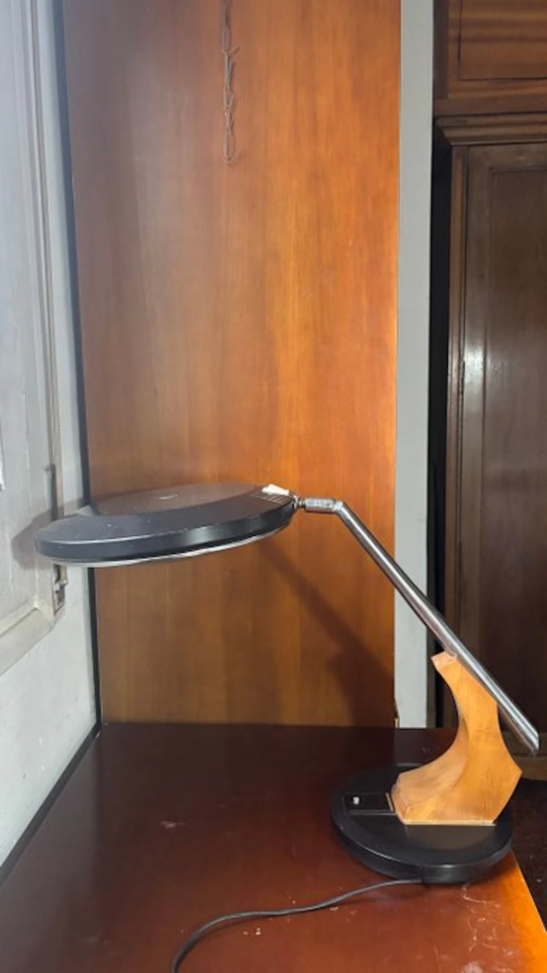 Fase - Luis Perez de la Oliva - Table lamp - President - Lacquered metal