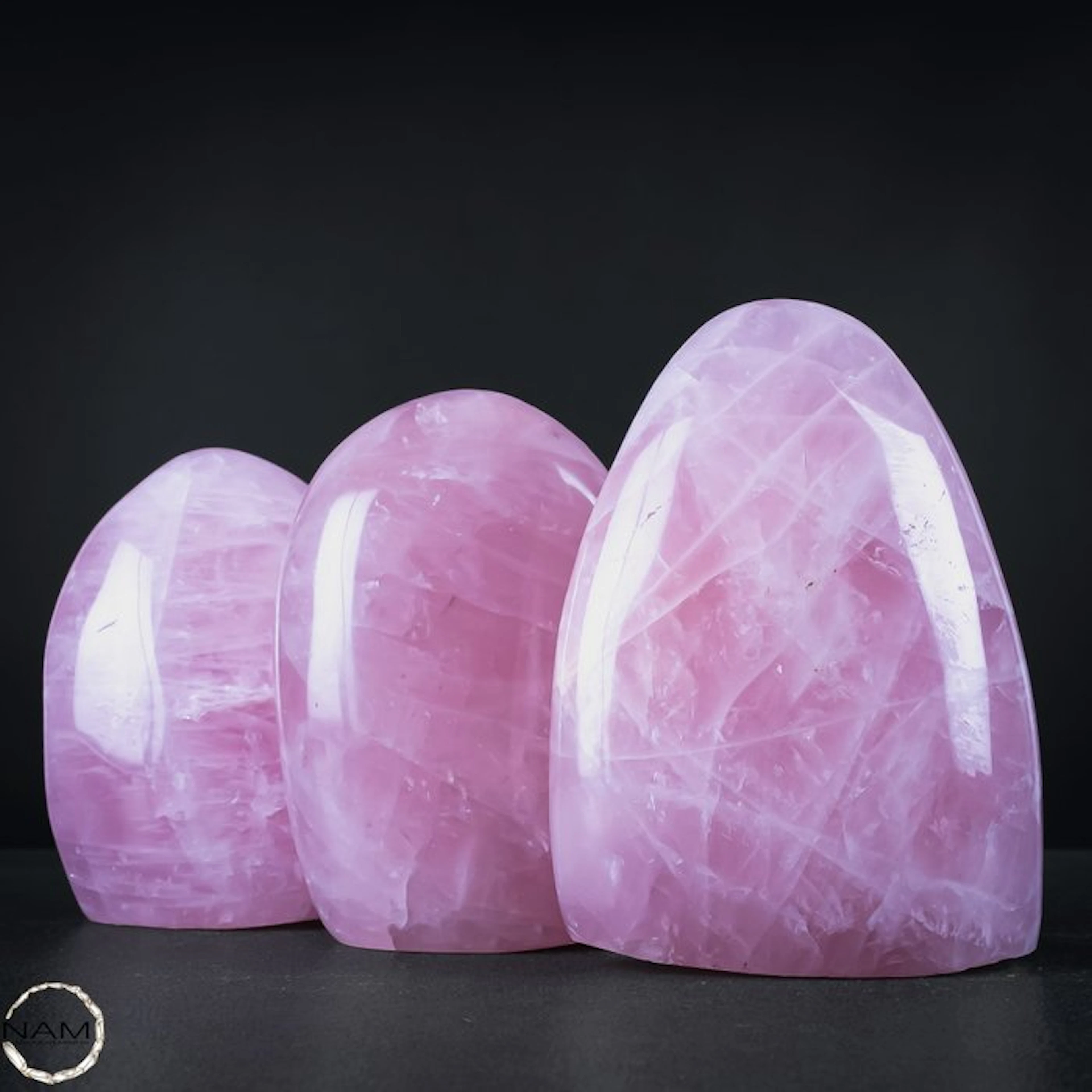 Natural rose quartz set from Brazil – Three extraordinary...