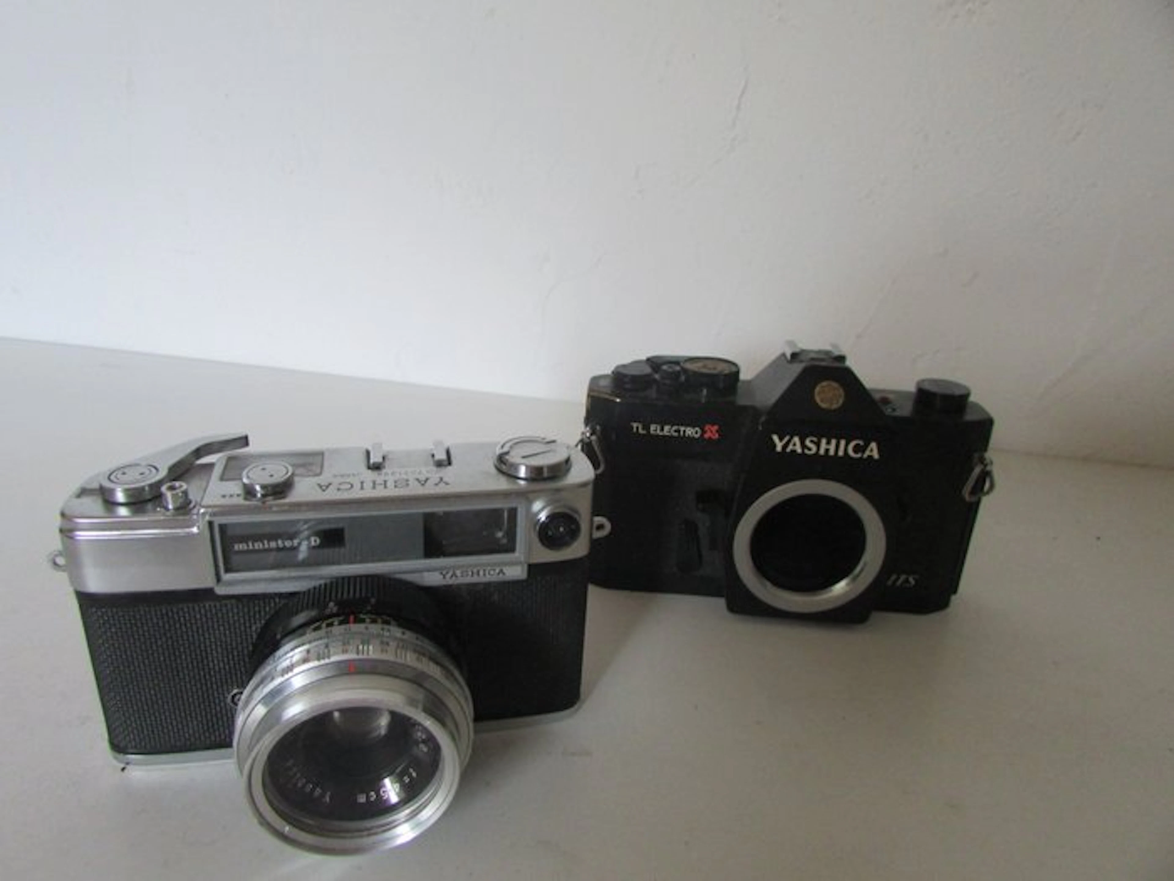 Yashica minister-D / TL Electro X Analogue camera