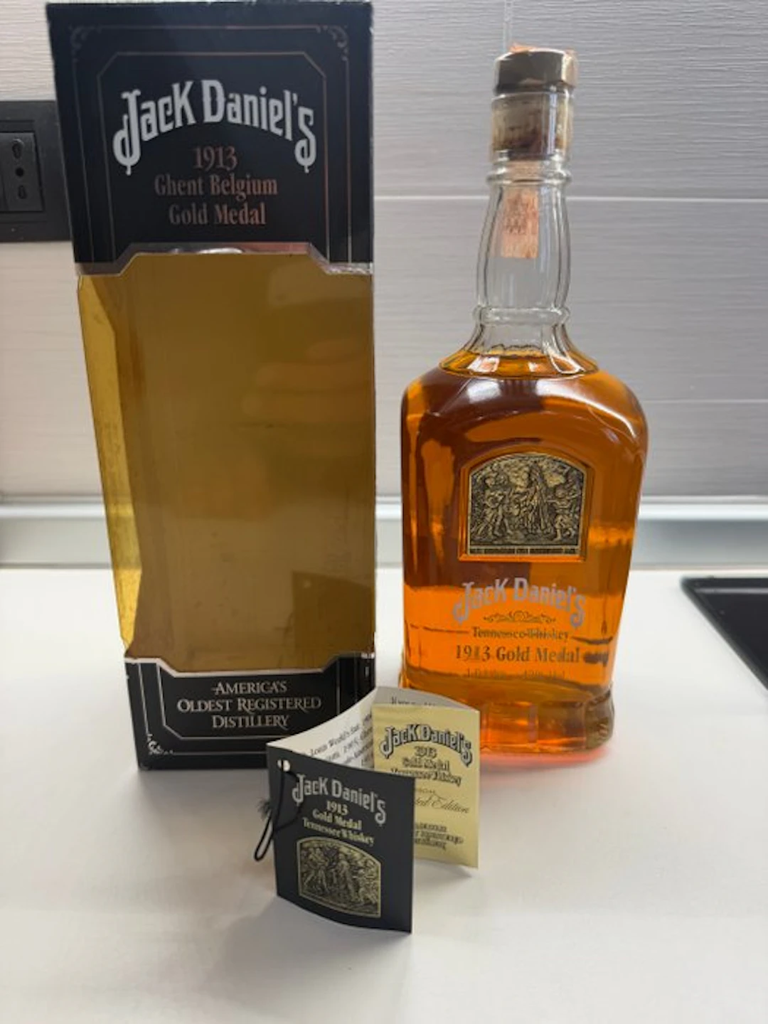 Jack Daniel's 1913 Gold Medal - 1 Litre