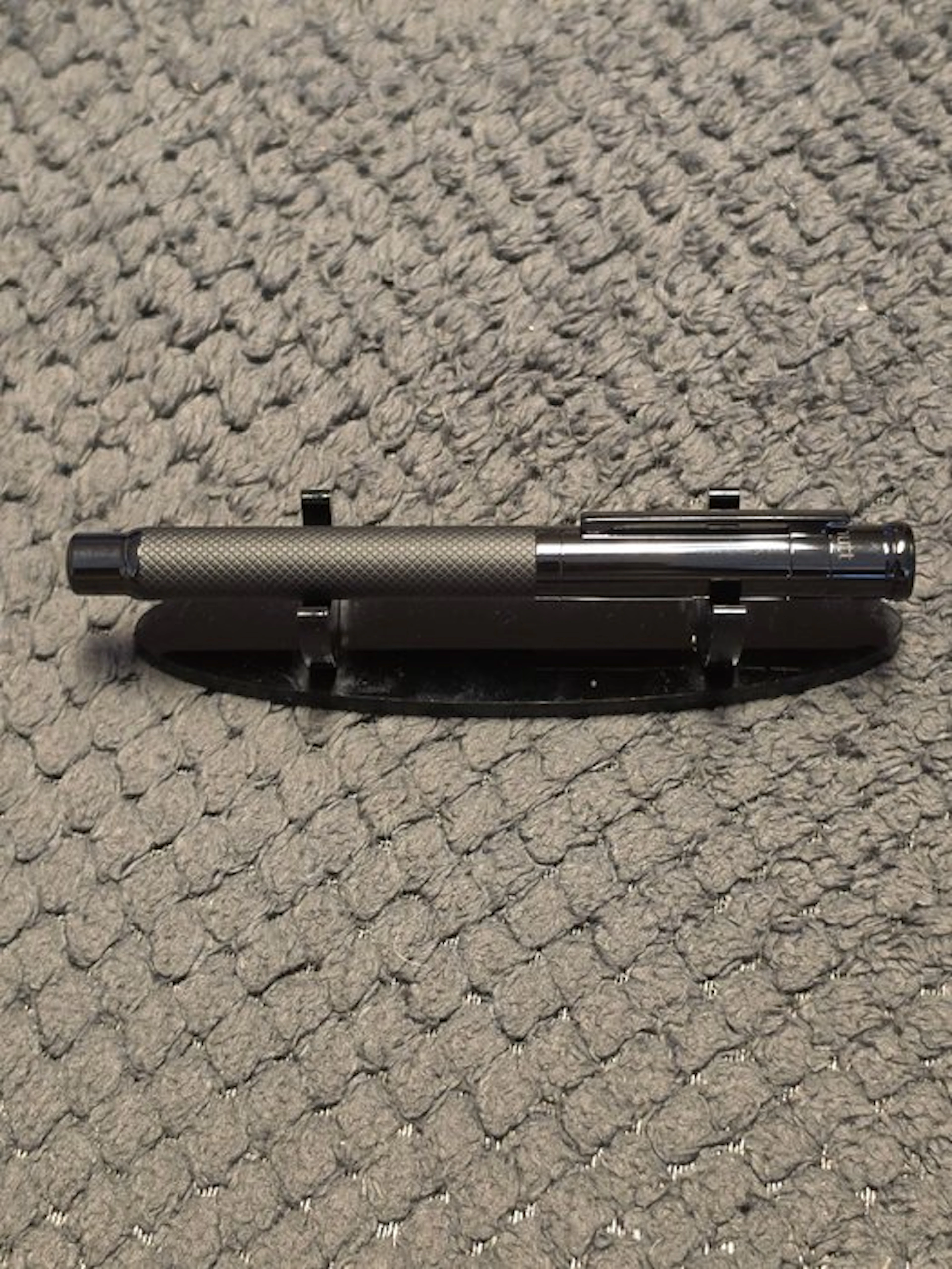 Otto Hutt - Design 04 - Fountain pen