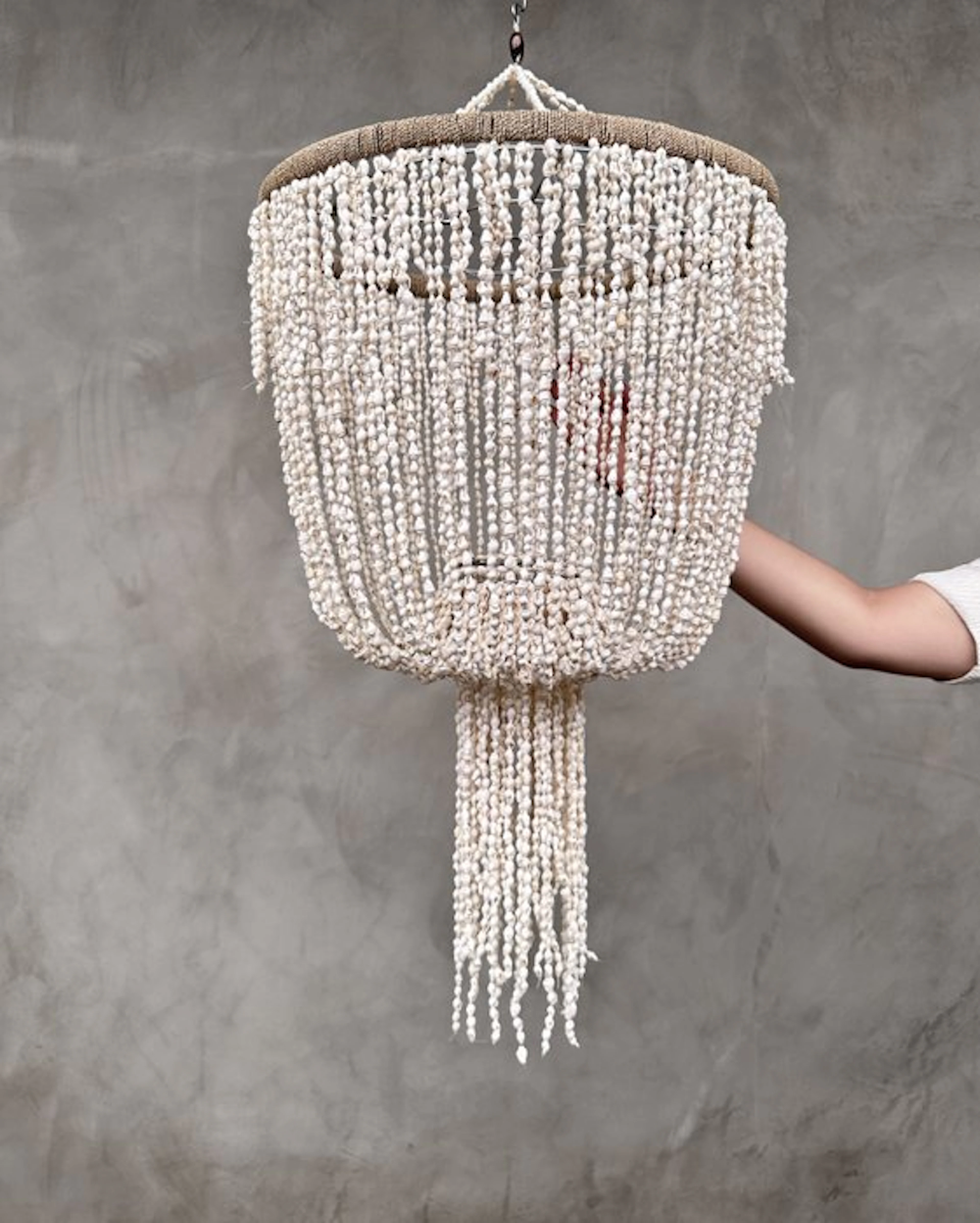 NO RESERVE PRICE - SL07 - Stunning Shell Chandelier - Chandelier - Shell