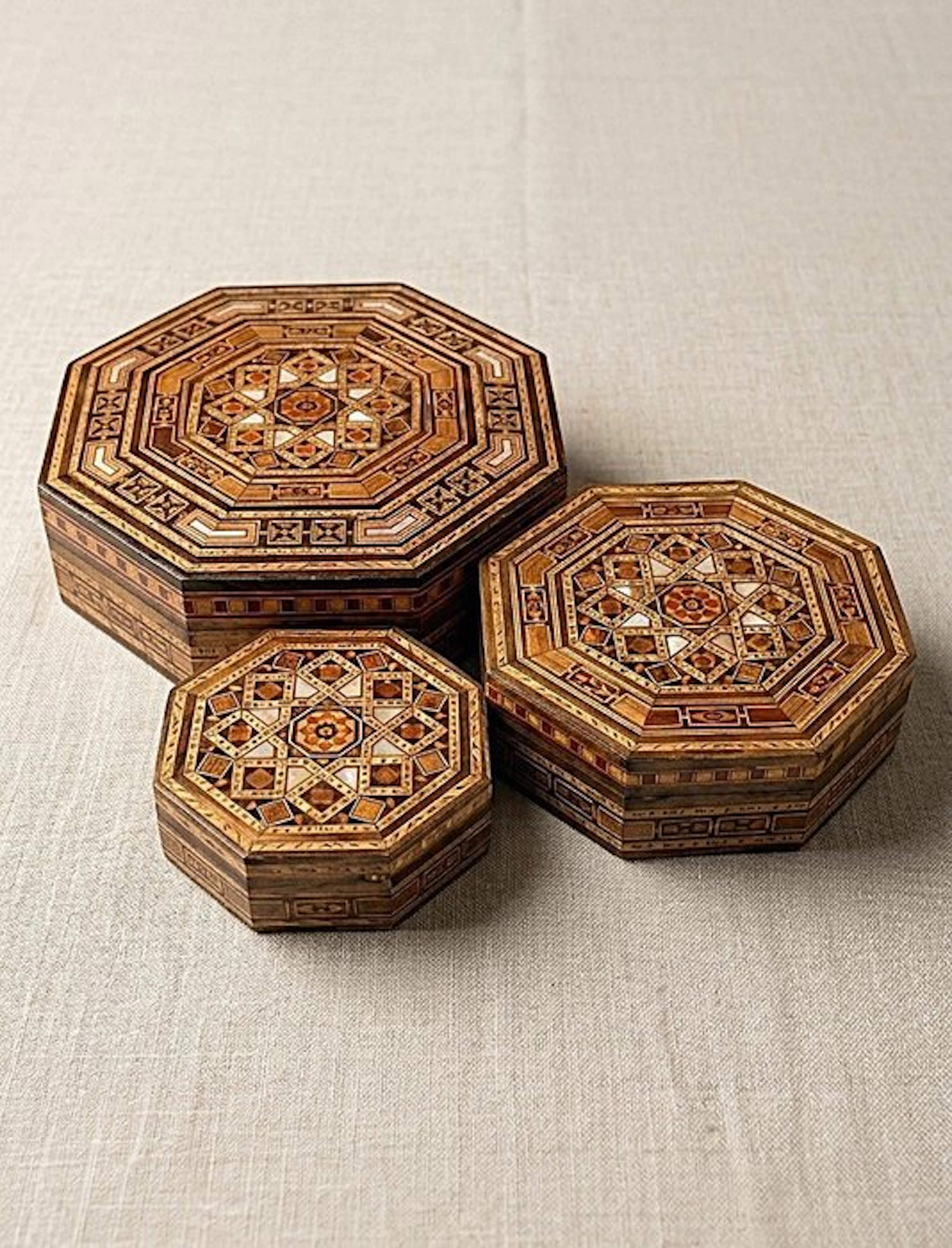 Antique - Marqueterie fine