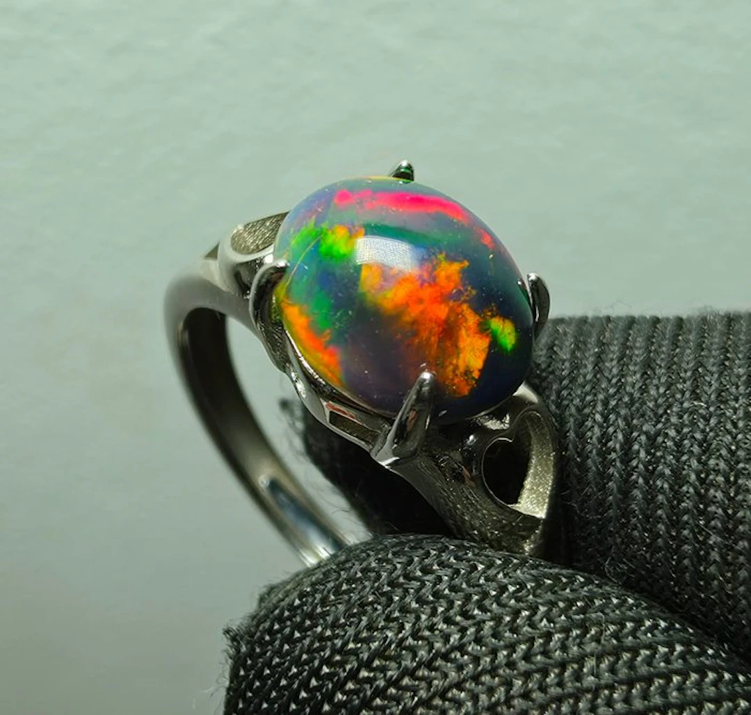 Opal Jewellery- 2.31 g - (1)
