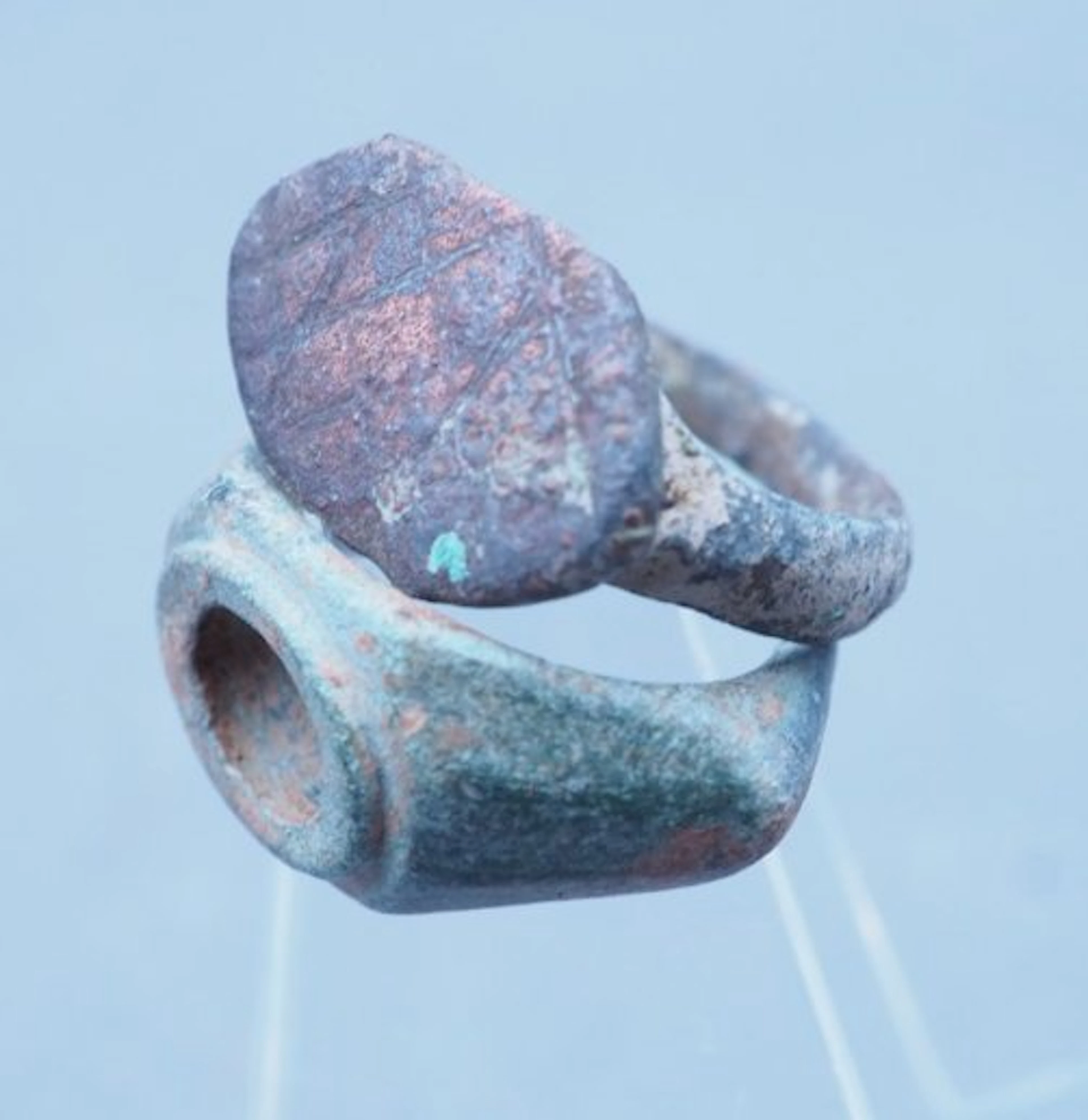 Ancient Roman Bronze Pair Finger Rings (No reserve price)