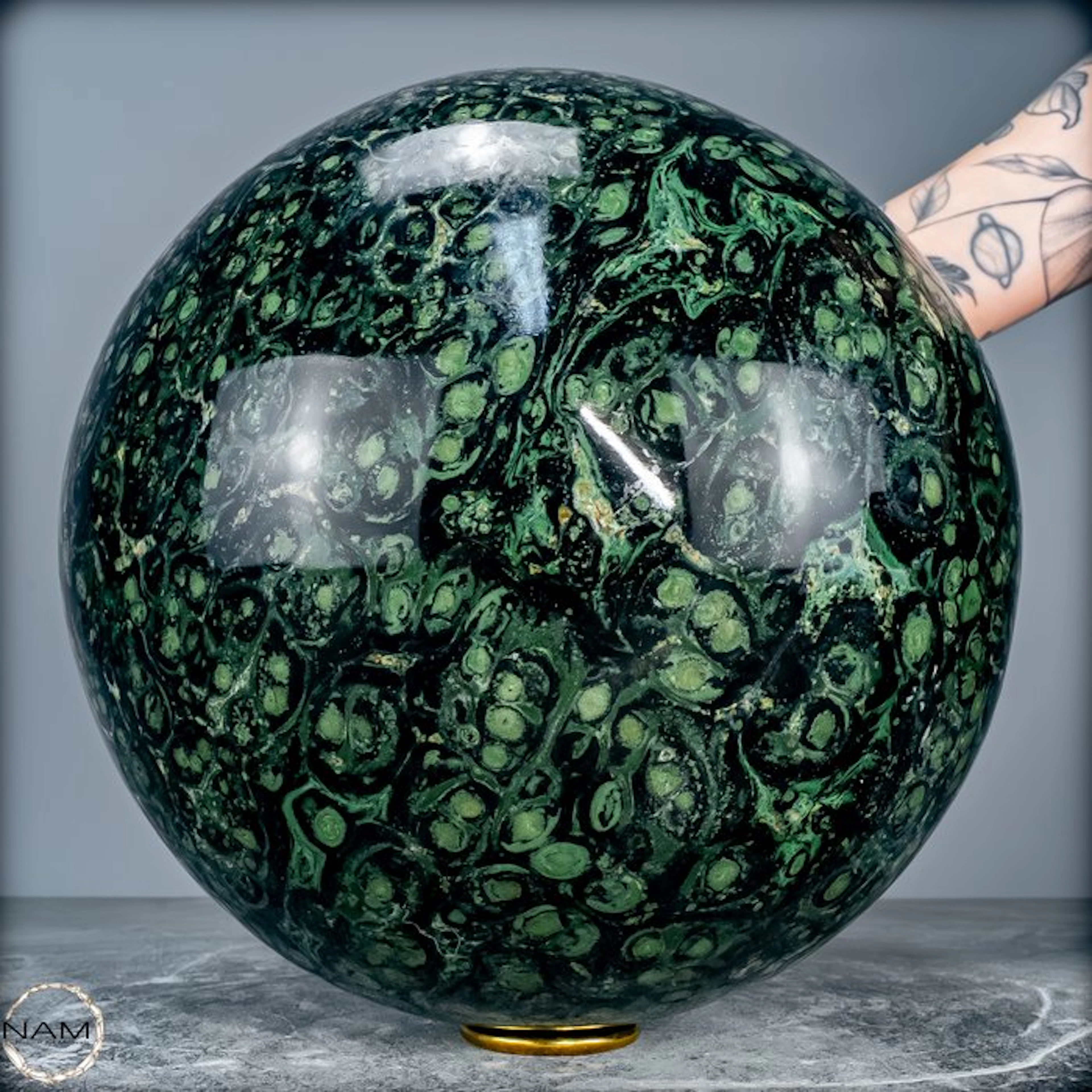 Mysticism and depth – Kambaba (Eldarit) sphere made of Madagascar