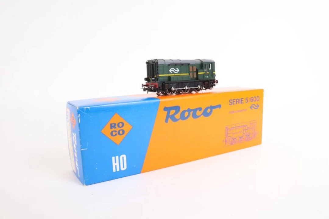 Roco H0 - 04160A - Diesel locomotive (1) - Hippel 523 (AC...