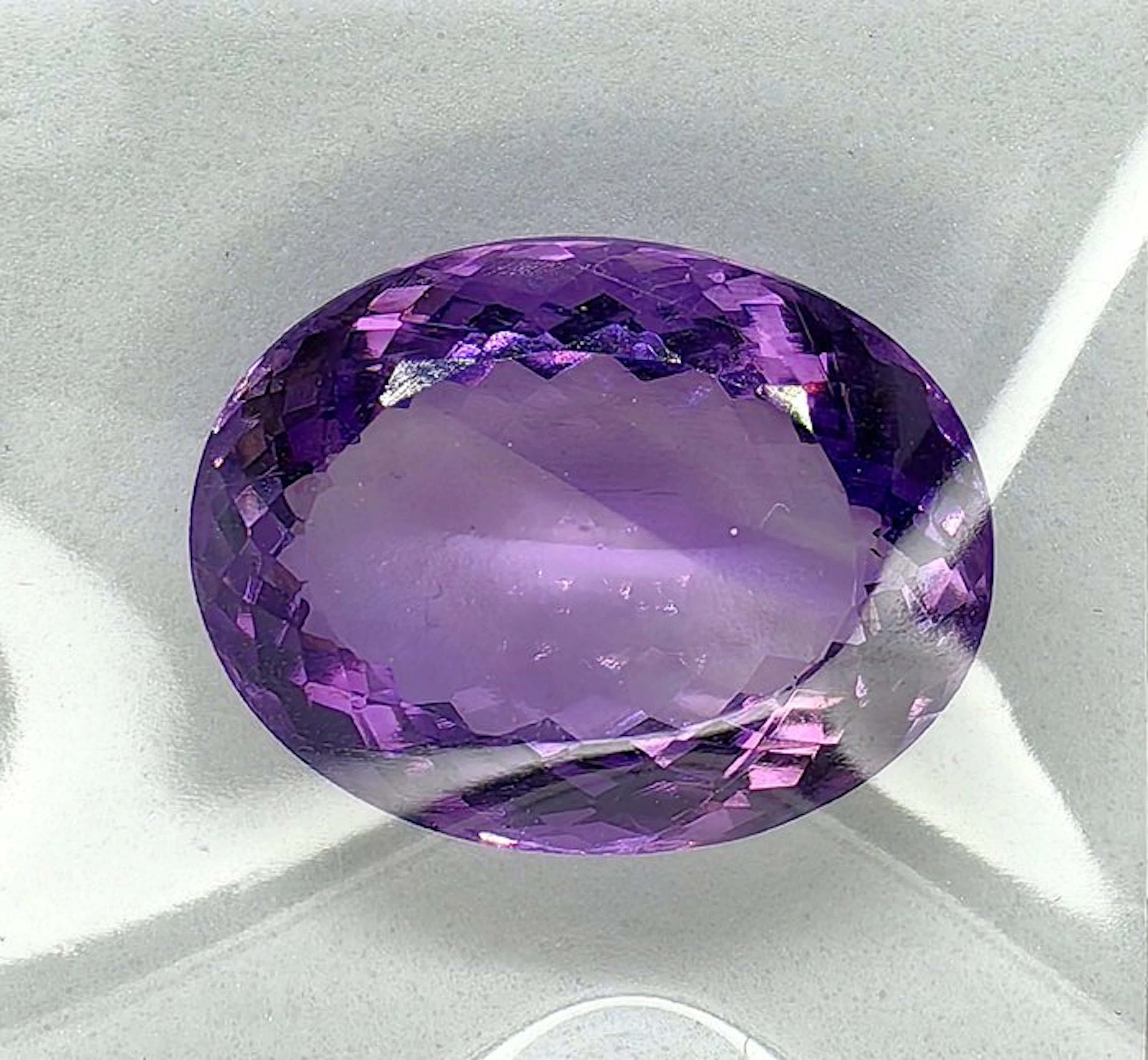 No reserve price Purple Amethyst - 32.70 ct - Instituto Gemólogico