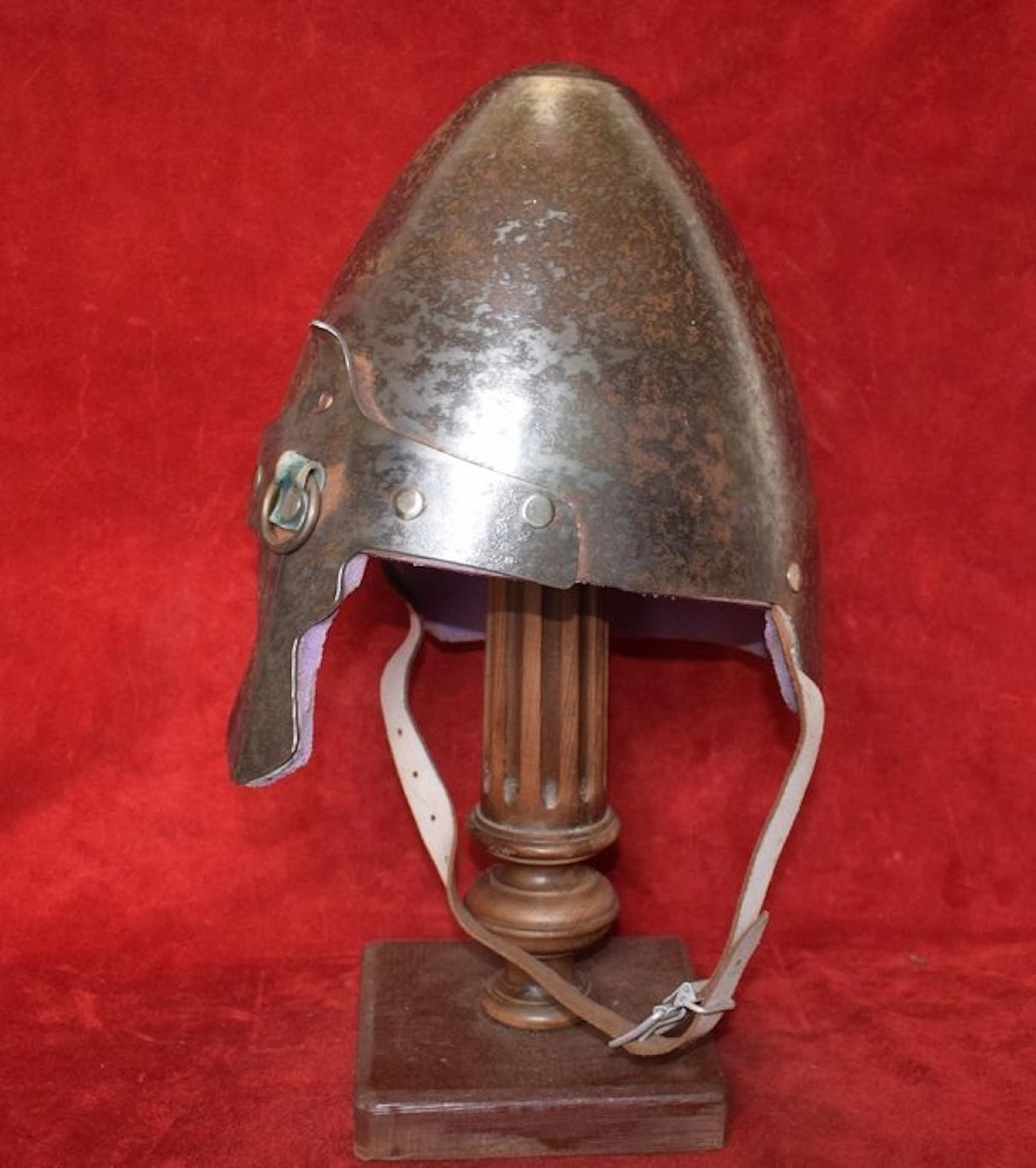Military helmet - Medieval nasal helmet — Viking–Norman Bayeux Tapestry