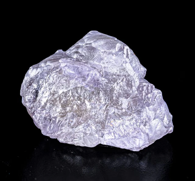 DIAMOND 0.83 CARATS !! PINK - EXCEPTIONAL - NO RESERVE...