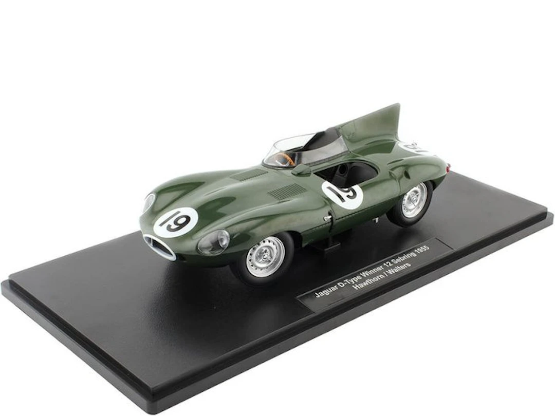 CMR Classic Model Replicars 1:18 - Model race car...