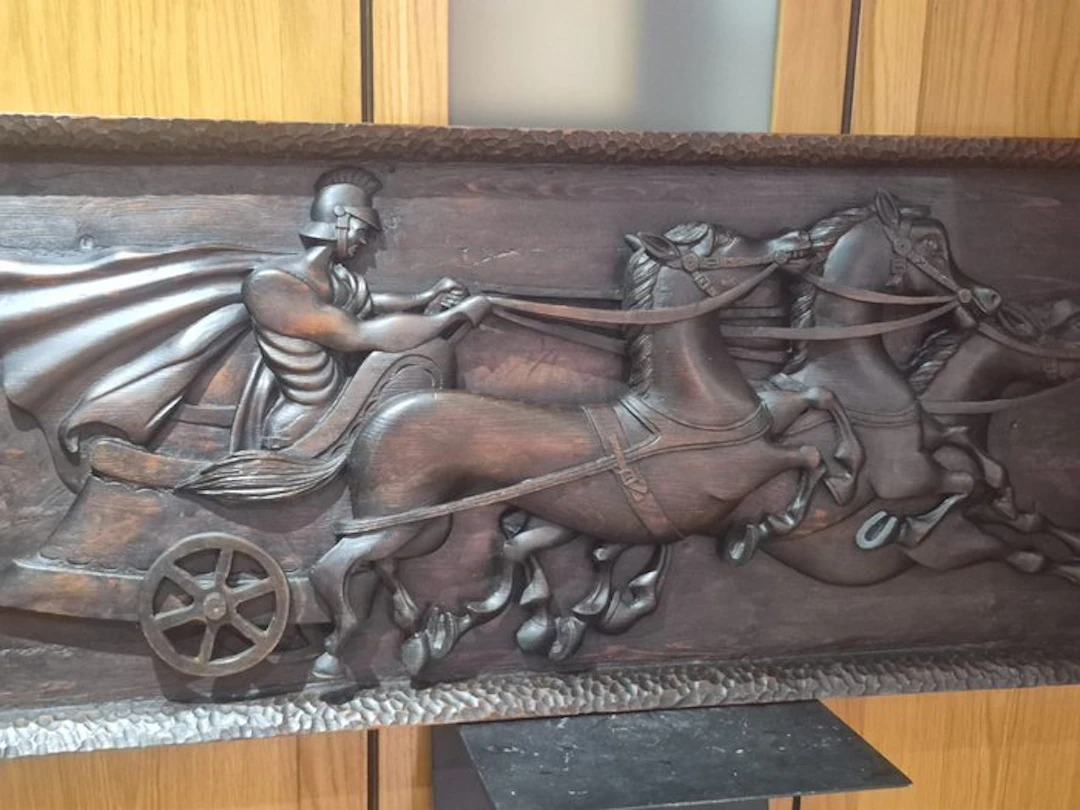 Altarpiece - Wood - 1930-1940 - Wooden altarpiece sculpture