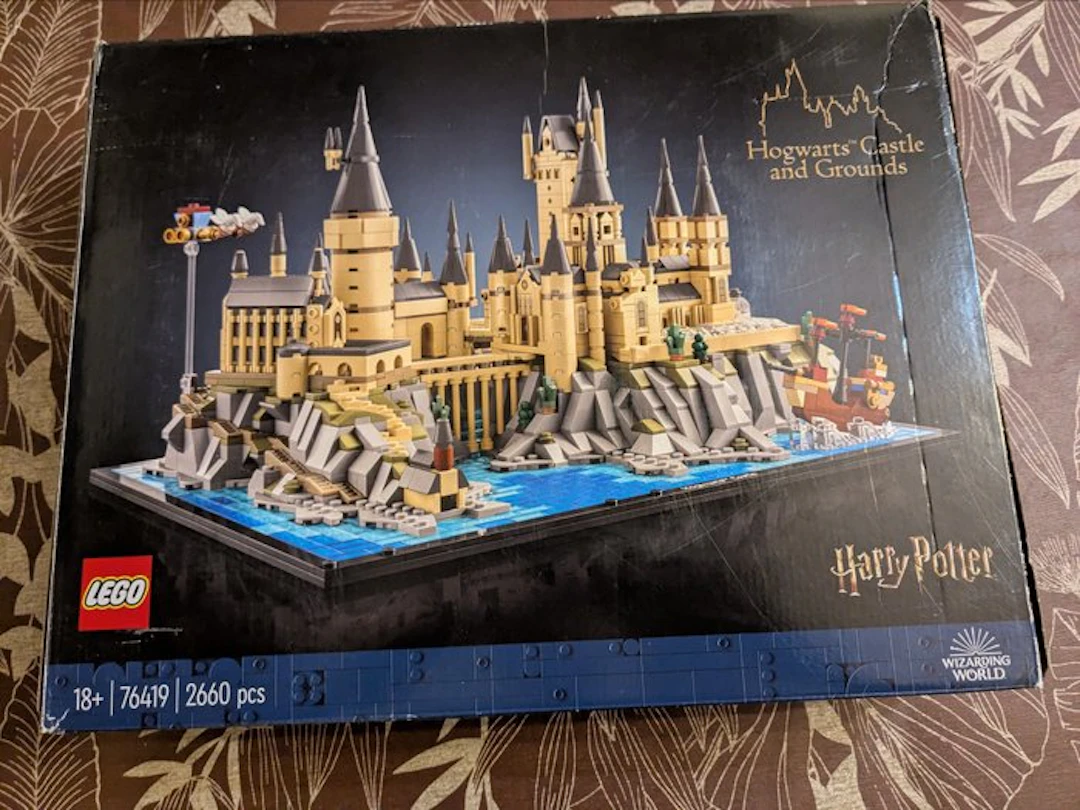 LEGO Set - 76419 - Harry Potter - Hogwarts Castle and Grounds