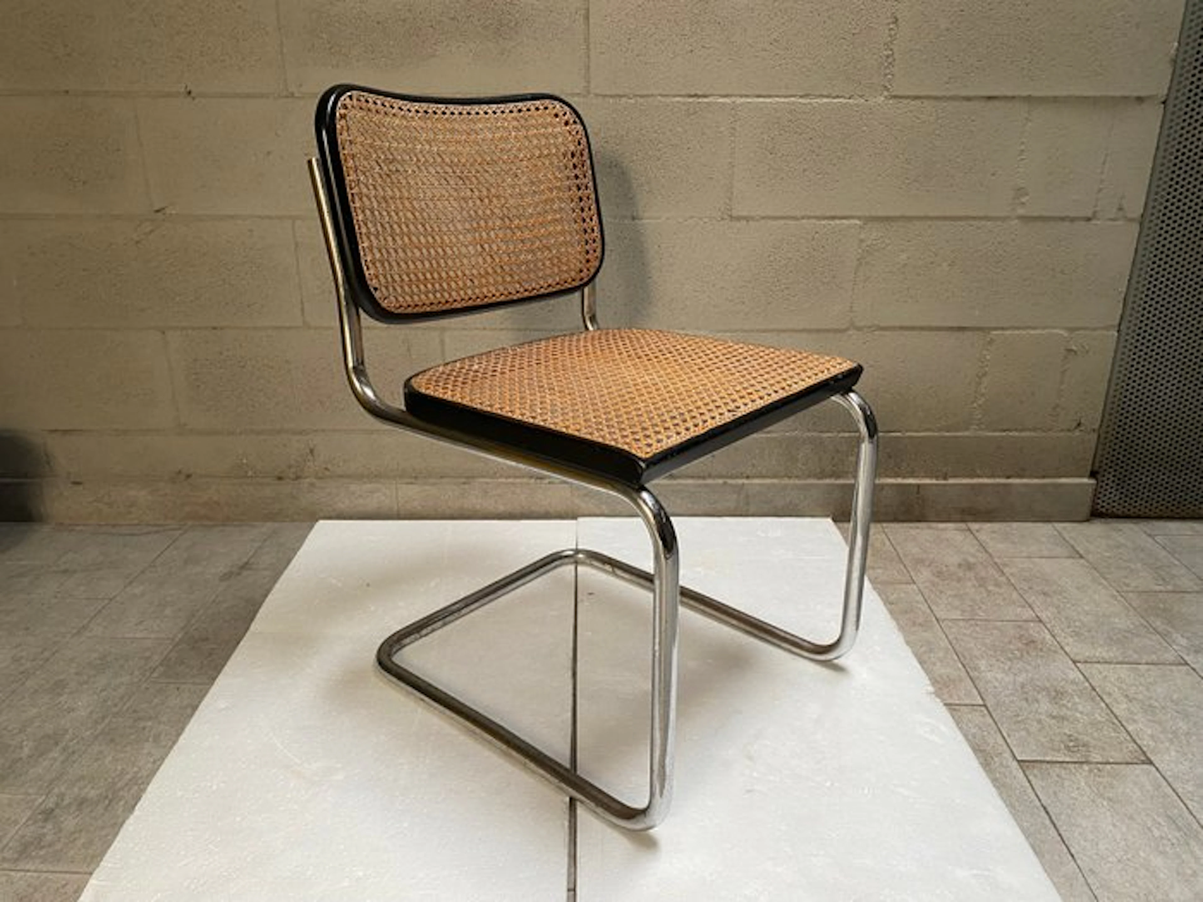 Gavina - Marcel Breuer - Chair - Cesca chair - Steel