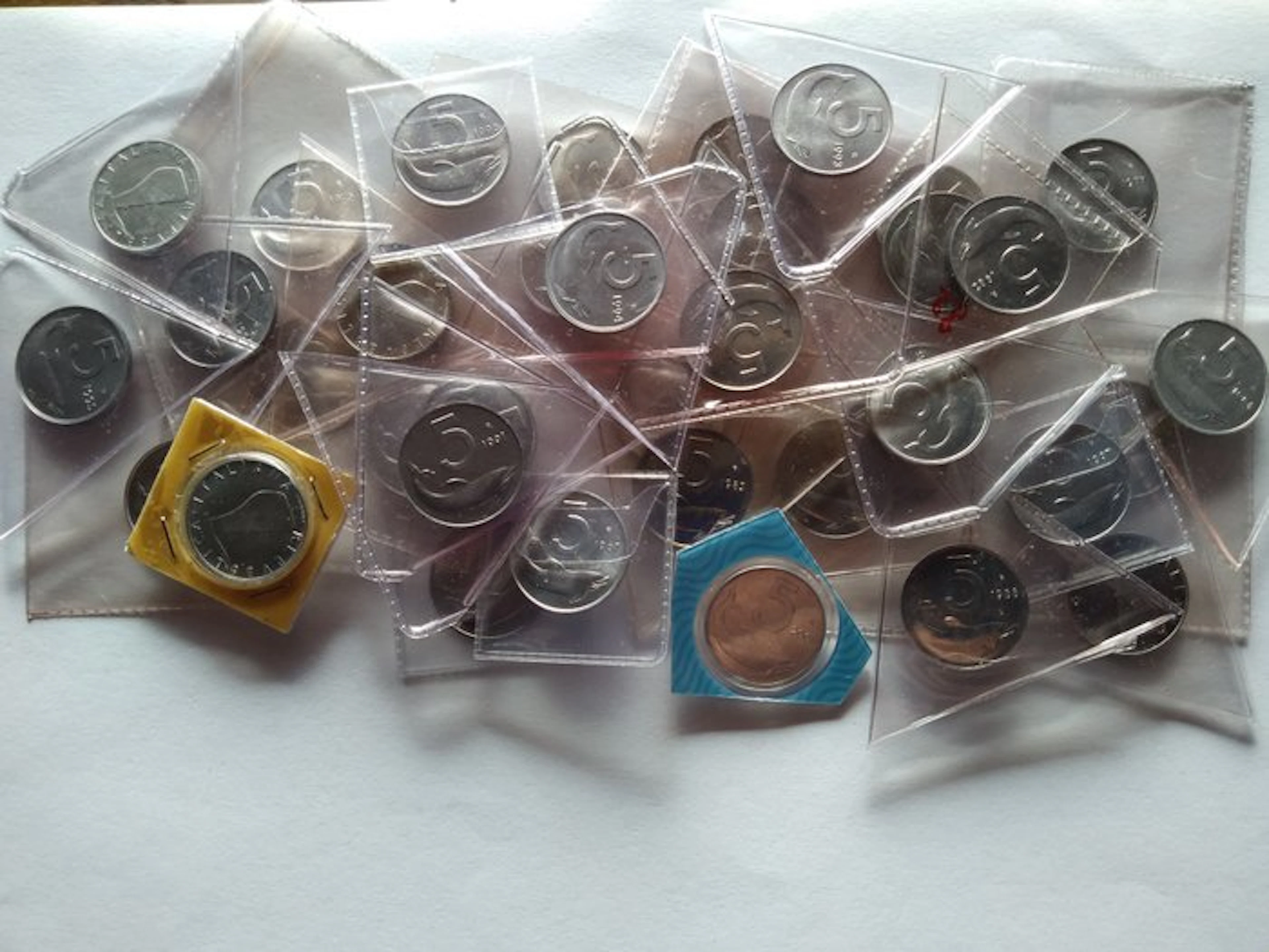 Italy, Republic 5 Lire 1968-2001 (No reserve price)
