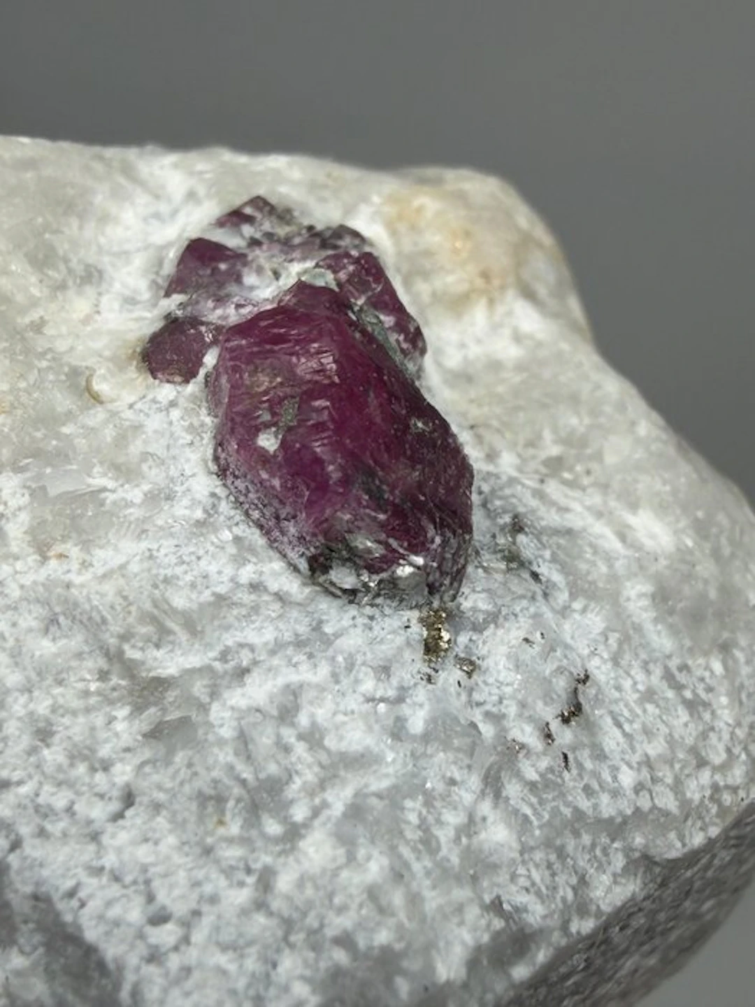 Rubin on Matrix Specimen- 74 g - (1)