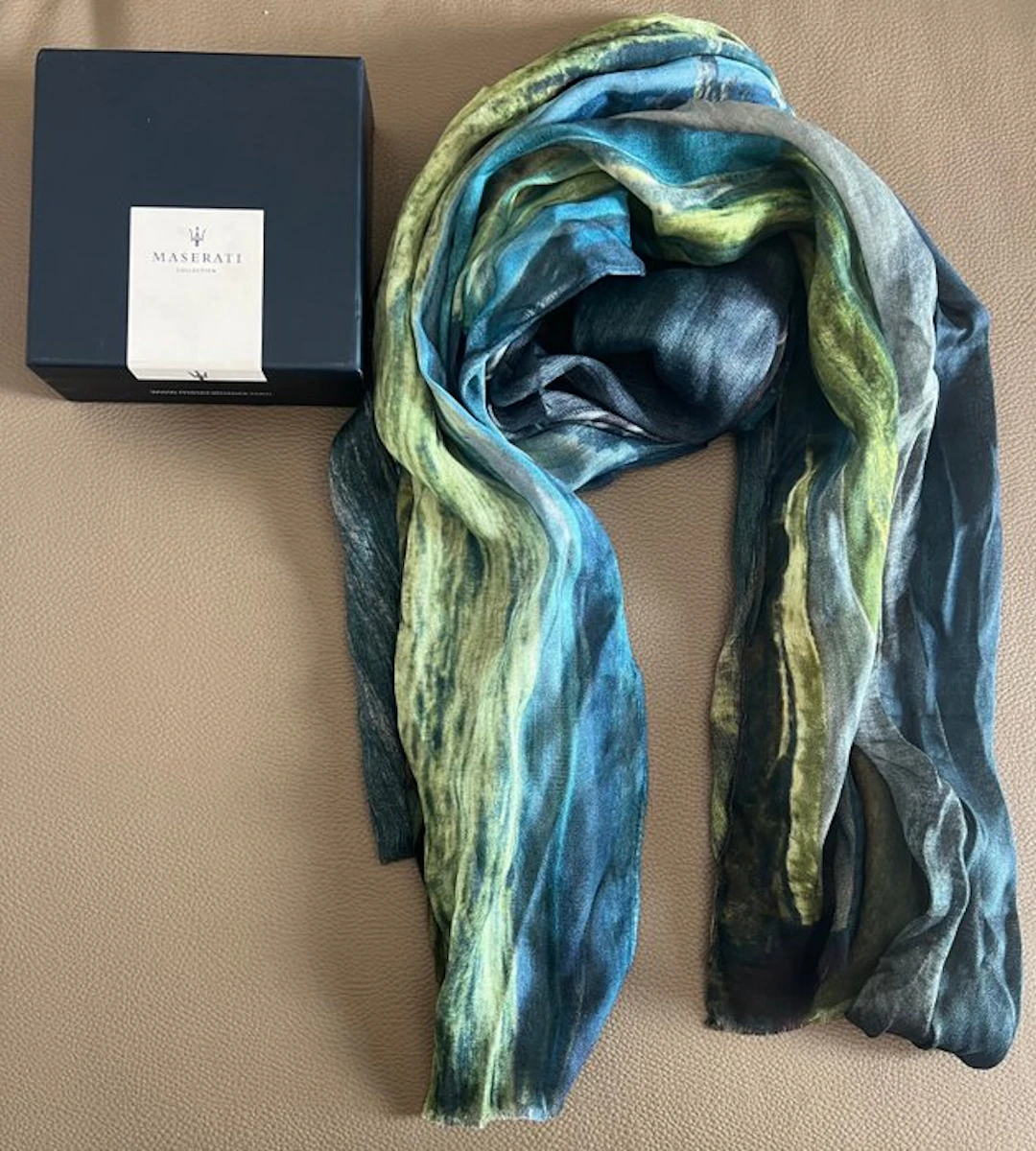 Other brand - Maserati Levante - Foulard
